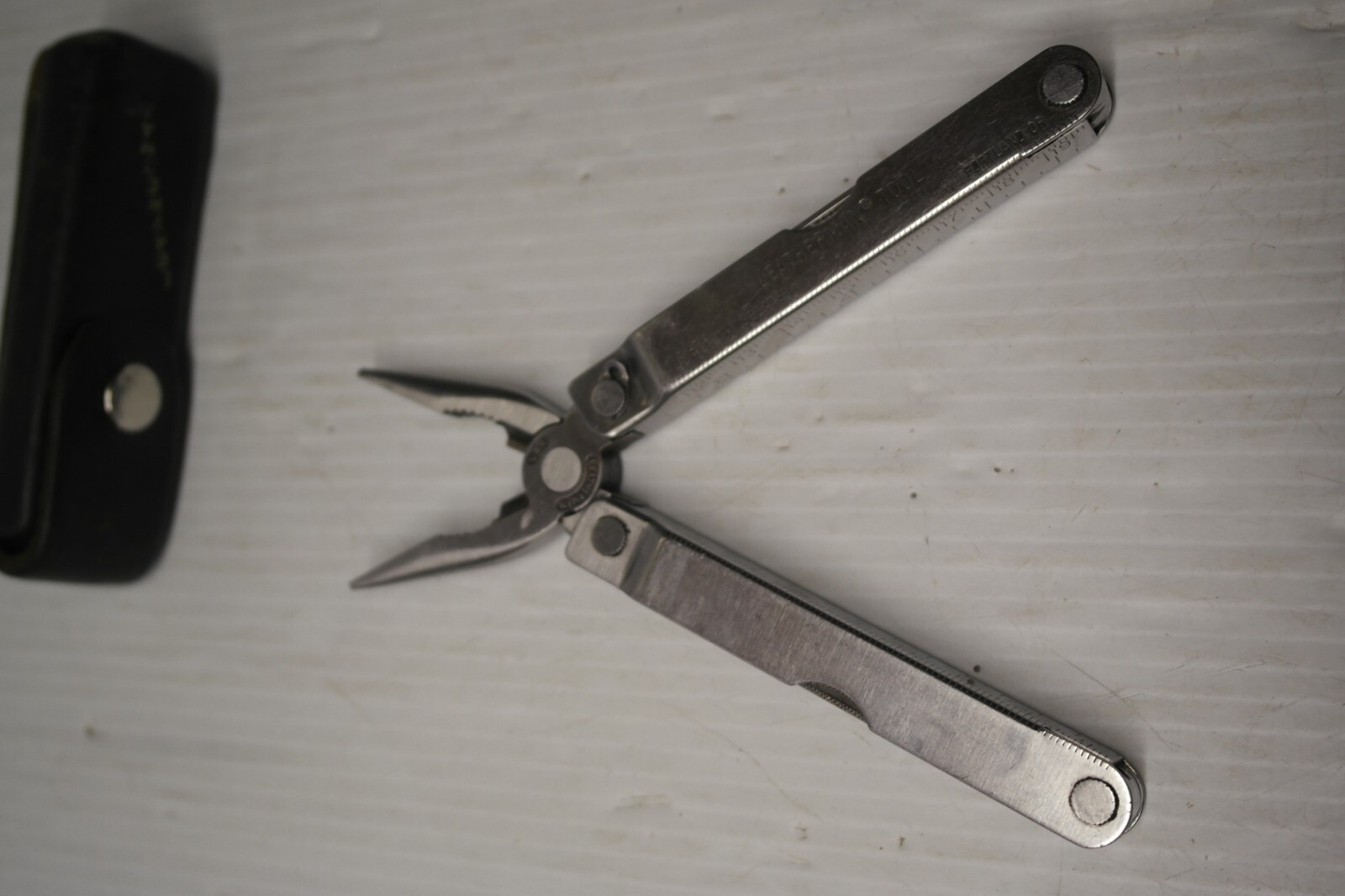 VTG Original Leatherman Multi-Tool Portland Oregon 1325473 W/Sheath USA 4”