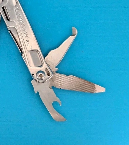 Leatherman Rev 3.8″ Multi-Tool, Stainless!