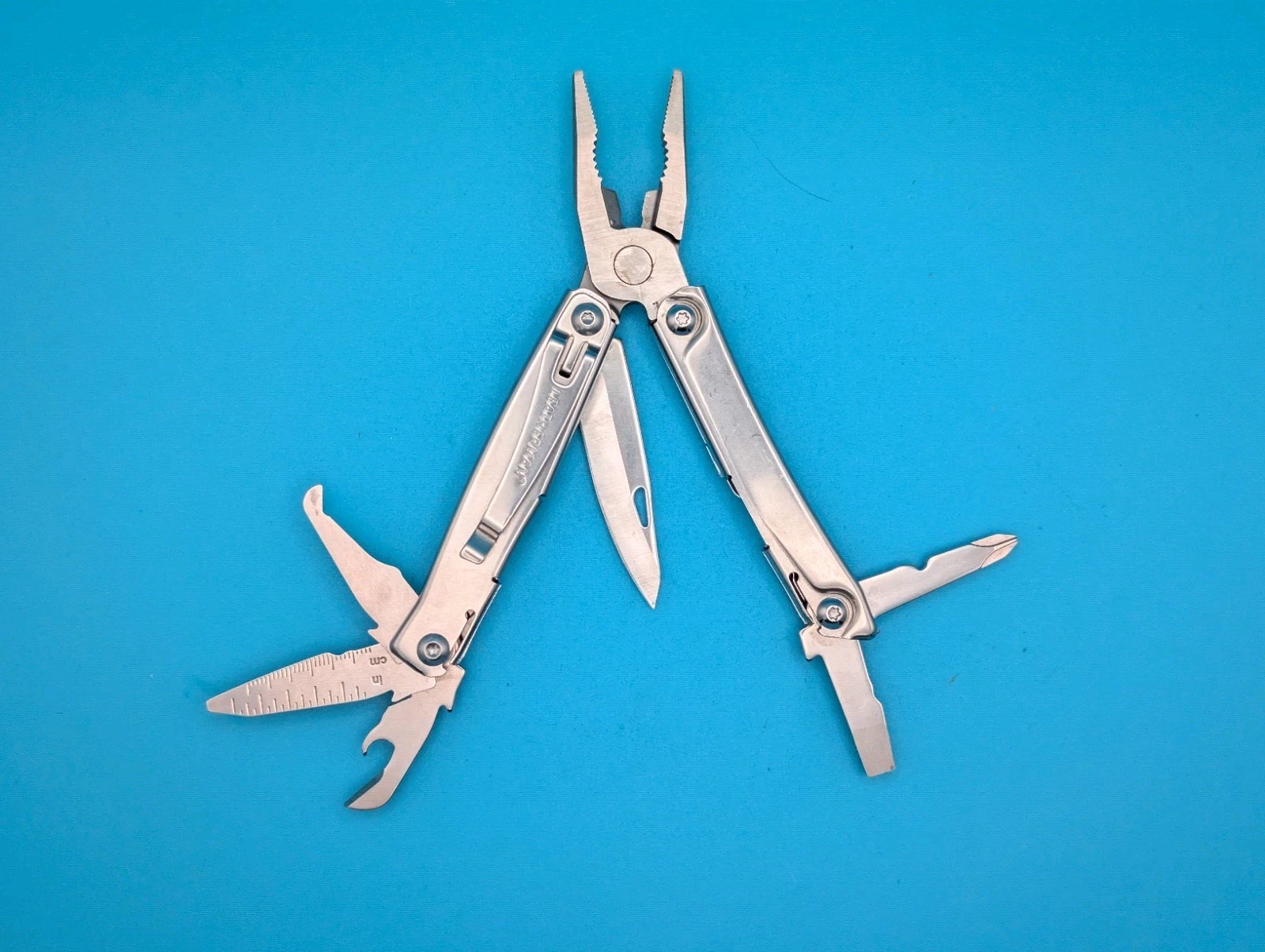 Leatherman Rev 3.8″ Multi-Tool, Stainless!