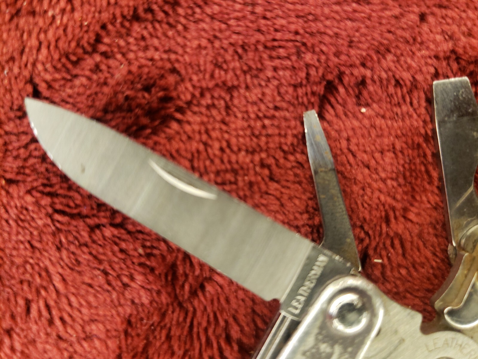 🔪 Leatherman Squirt P4 Multi-Tool Gray Keychain read