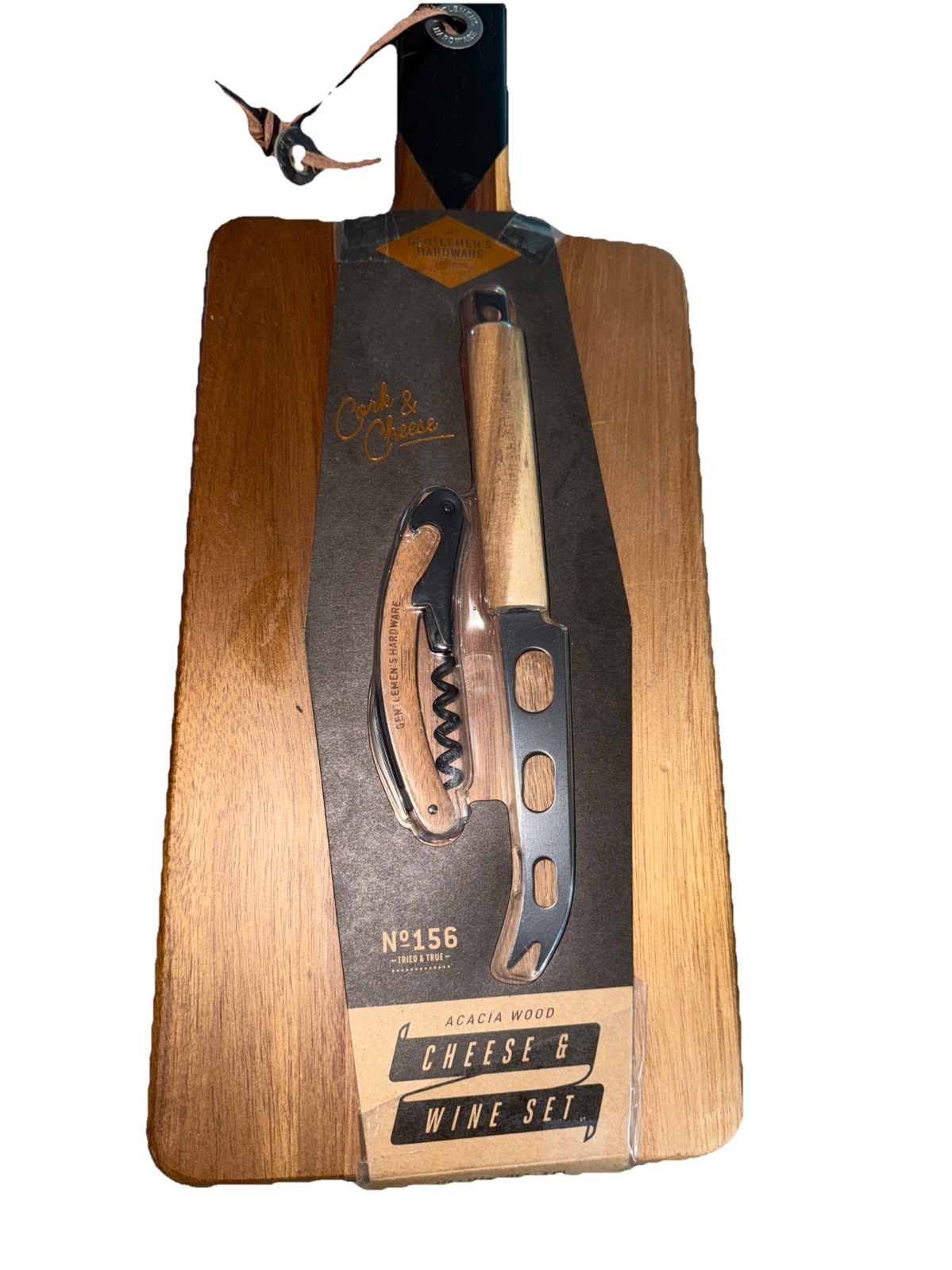 Gentlemen’s Hardware Cheese Board & Wine Set No 156 New