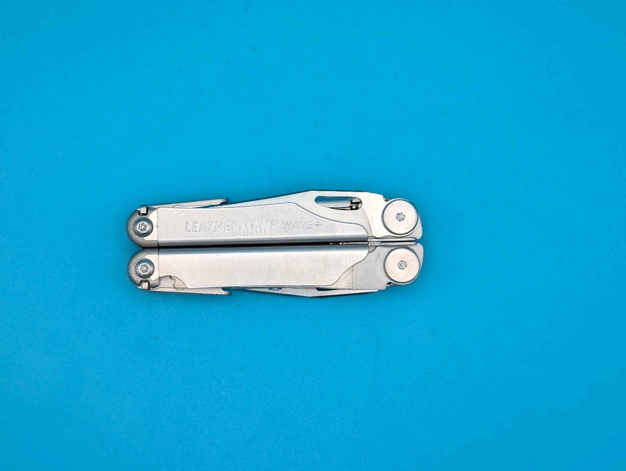Leatherman Wave Plus + Multi-Tool! FAST SHIPPING! WITH SHEATH!