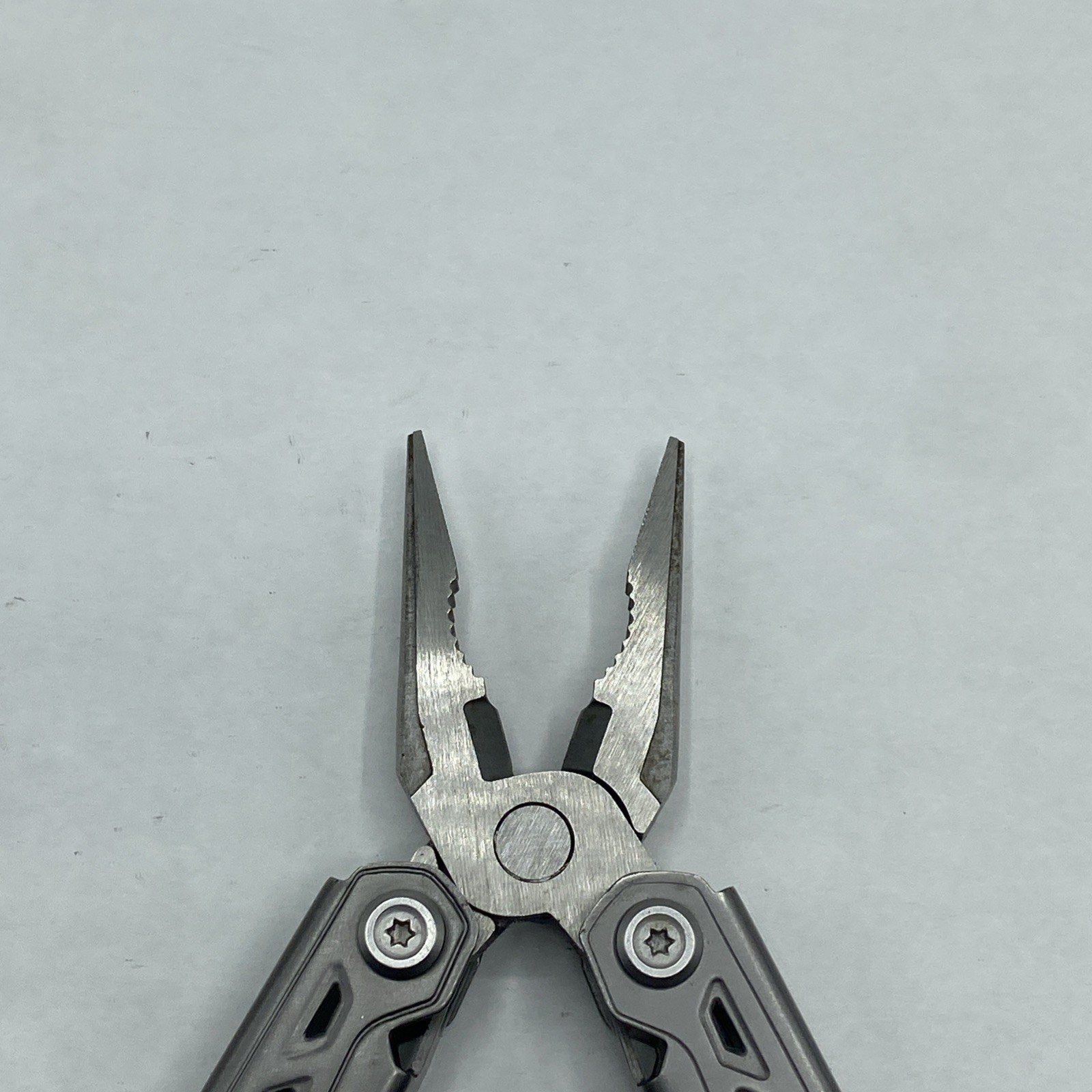 Gerber Truss Multi Tool – Gray