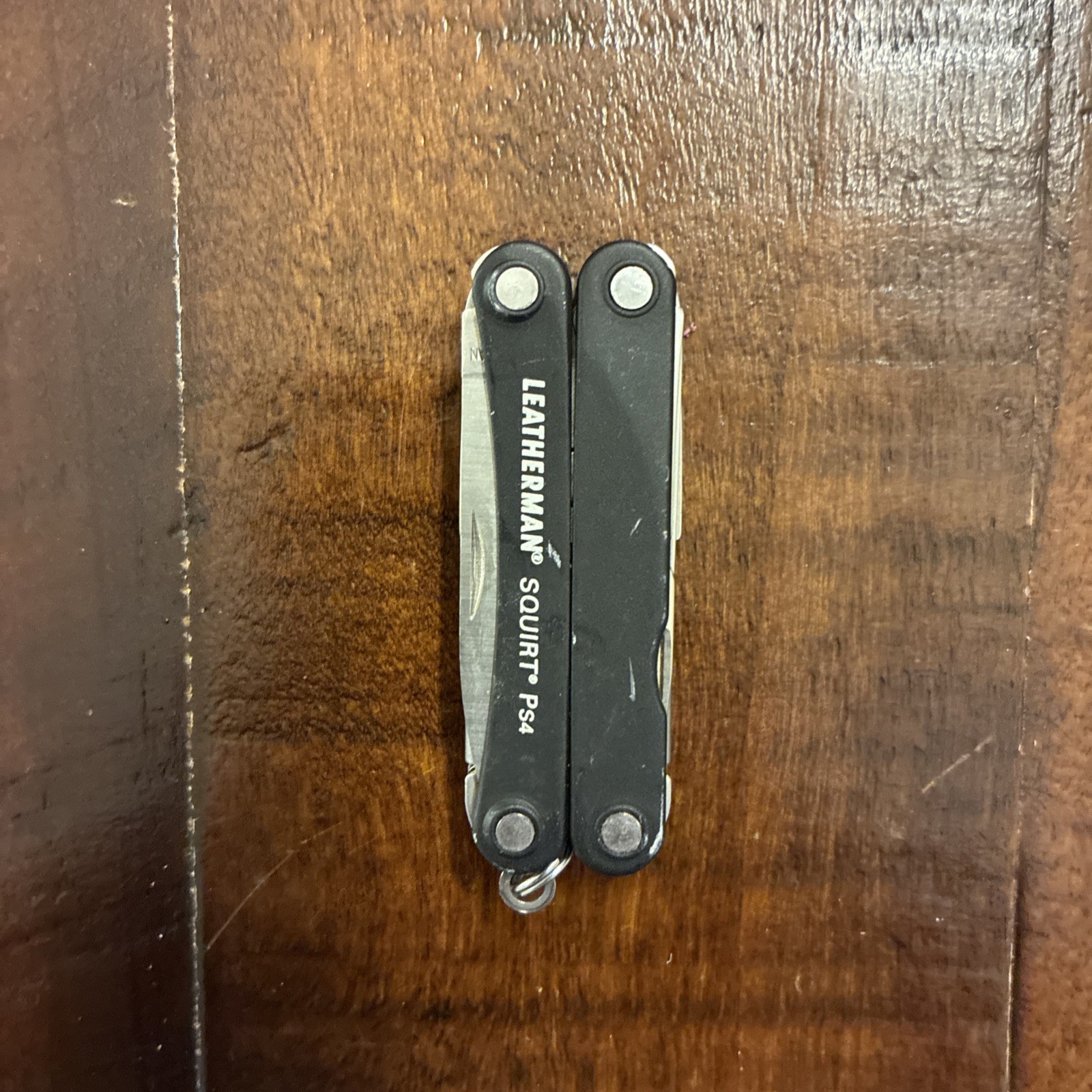 Leatherman Squirt PS4 Multi Tool, Knife, Pliers – Black – Excellent