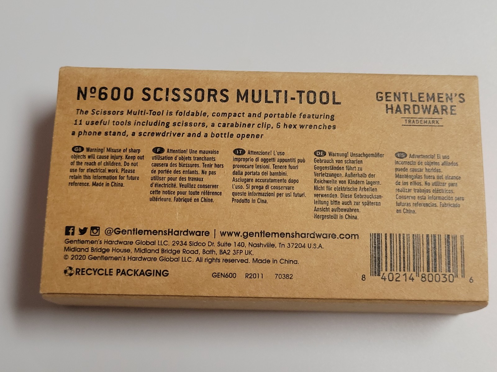 Gentlemen’s Hardware 11-in-1 Scissors Multi-Tool (2020) Brand New USA Novelty