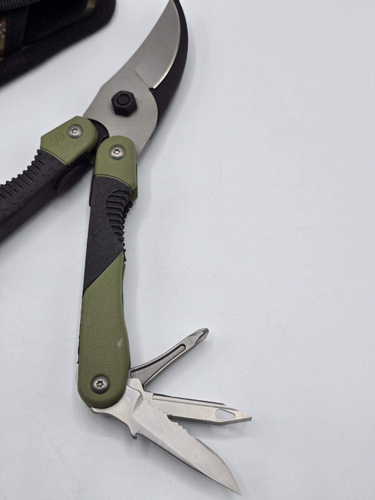 Leatherman Vista Multi-Tool Nylon Sheath USA Hybrid Shears