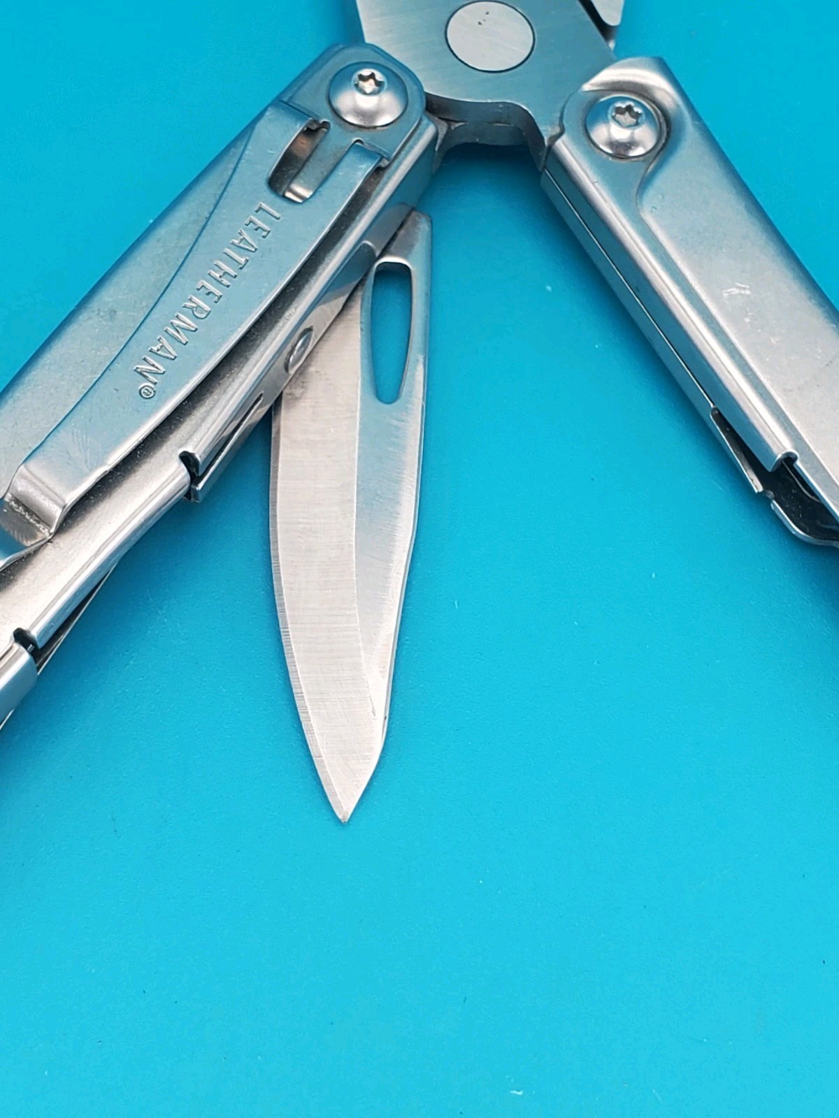Leatherman Bolster 13 Tool Stainless Steel Multi-Tool!