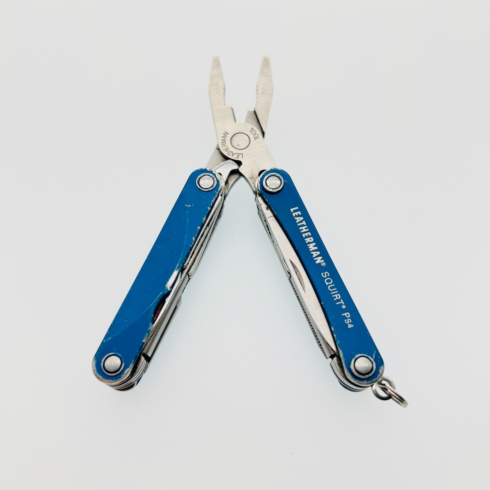 Leatherman Squirt PS4 BLUE – 8-in-1 Keychain Multi-Tool Discontinued (CODE8)