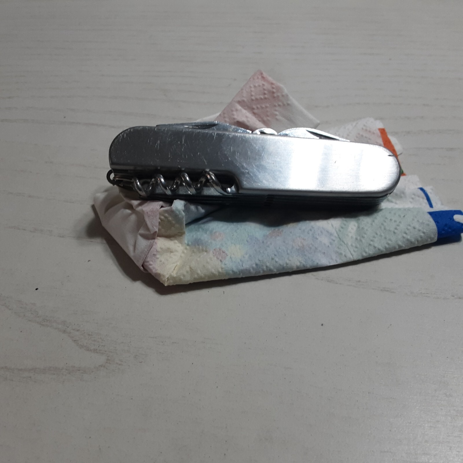 Stainless Steel Multi Tool 7-in-1 Pocket Knife Can Opener Corkscrew Scissors Saw