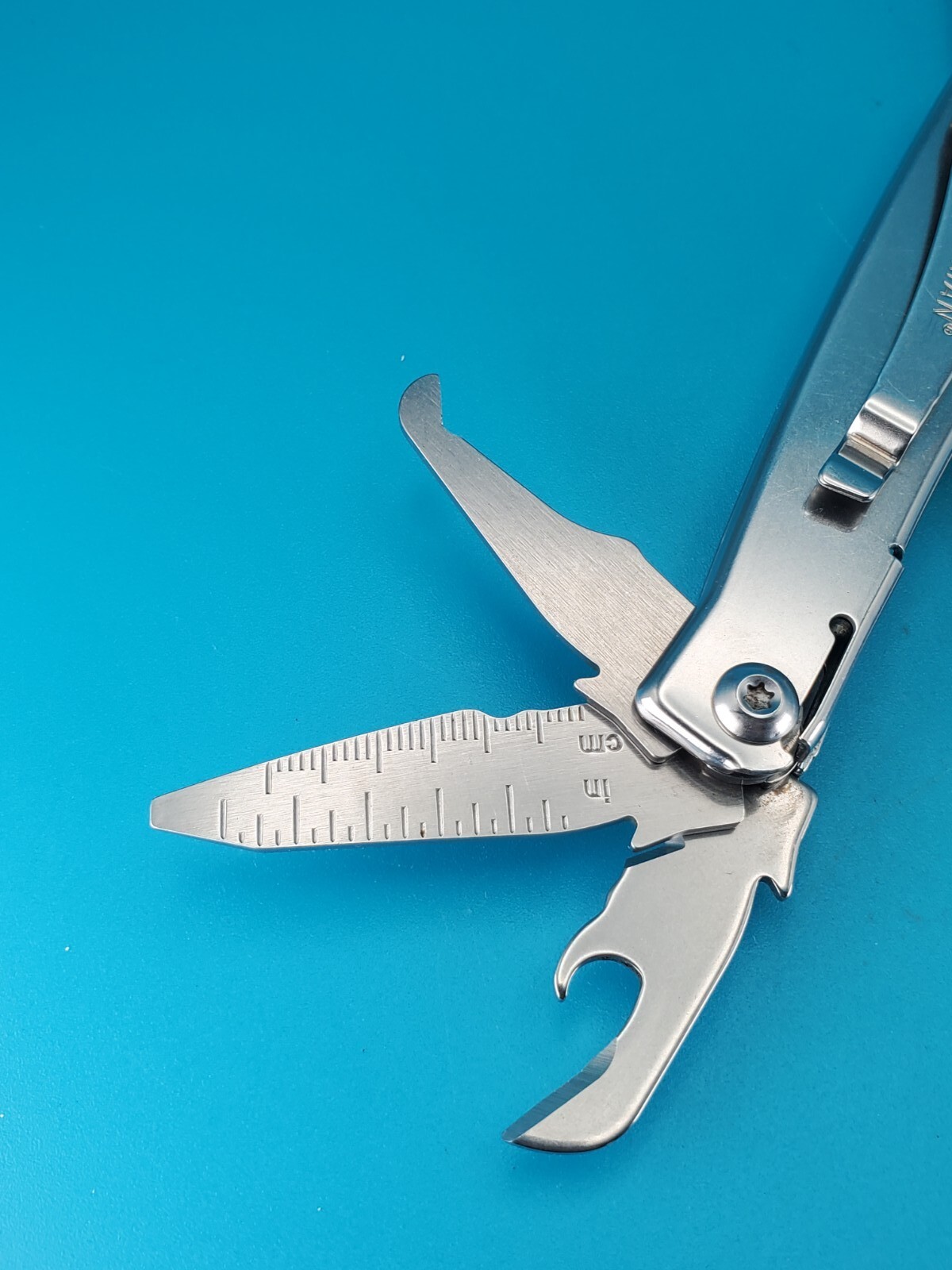 Leatherman Rev 3.8″ Multi-Tool, Stainless!