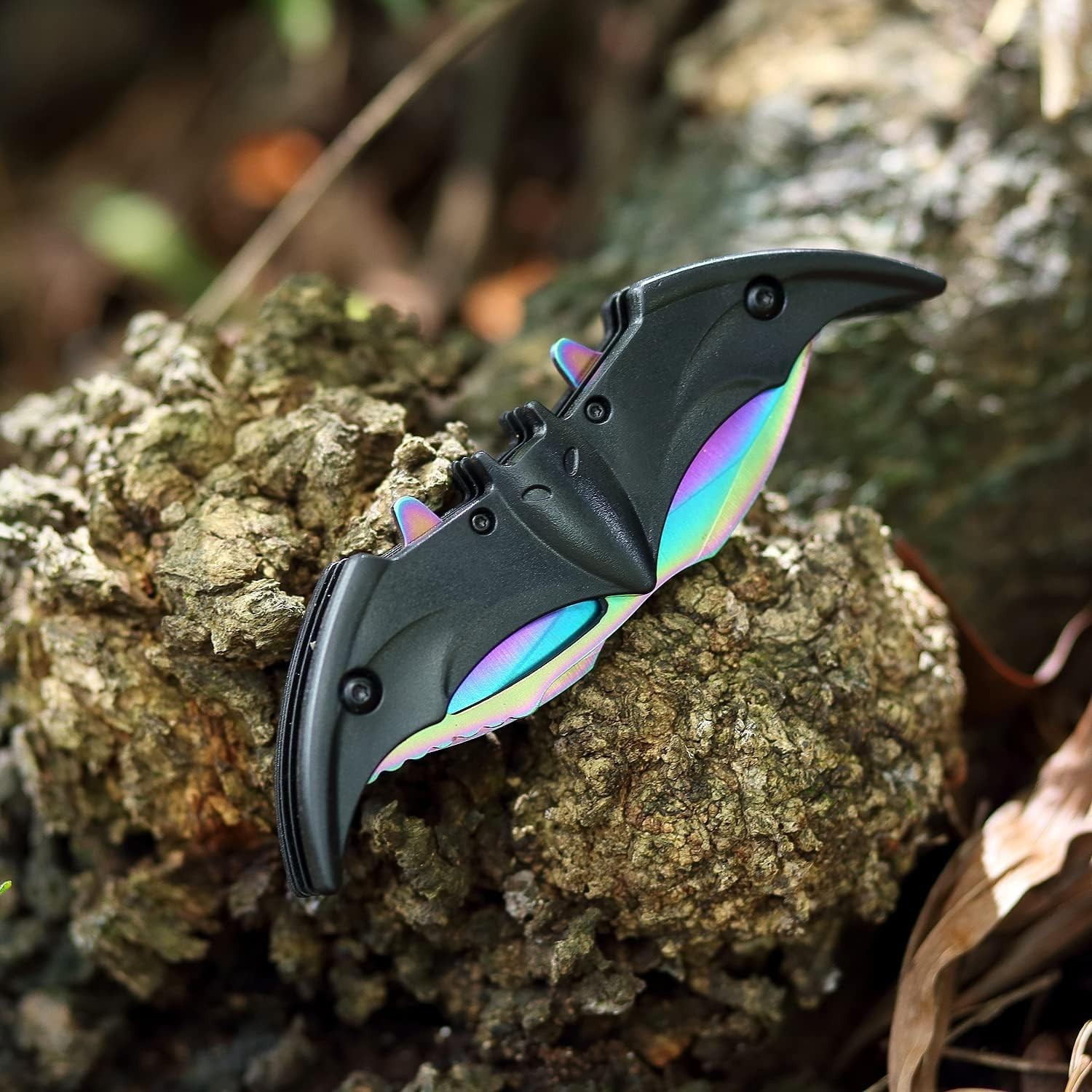 Ergonomic Plastic Handle Bat Knife for Comfortable Use in Outdoor Activities