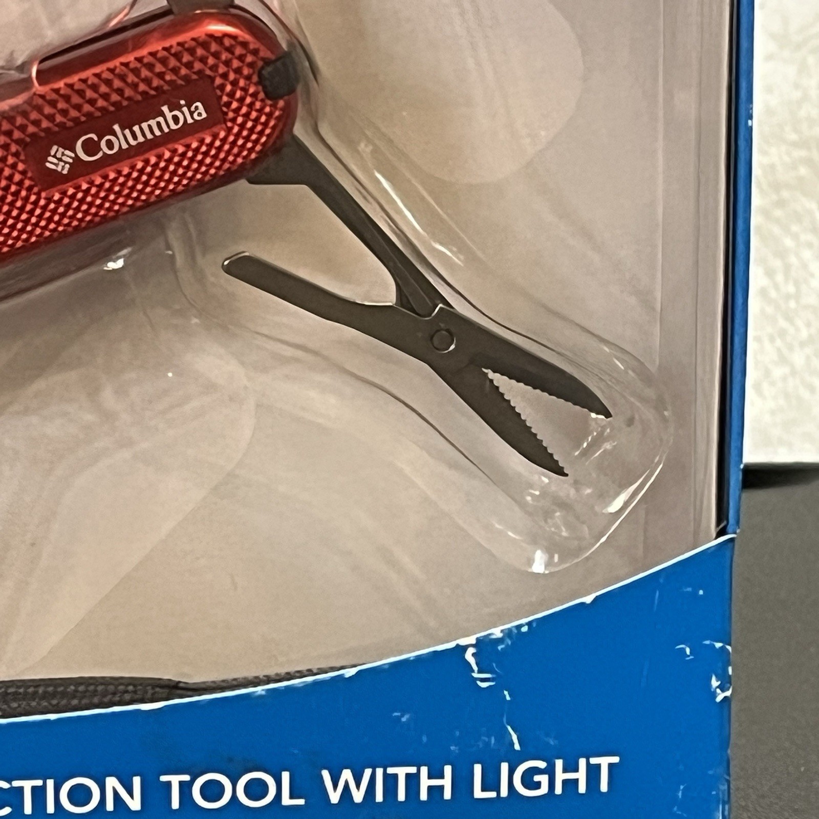 COLUMBIA 10 Function RED Pocket Tool Knife Scissors Strap w/ Light NEW Sealed