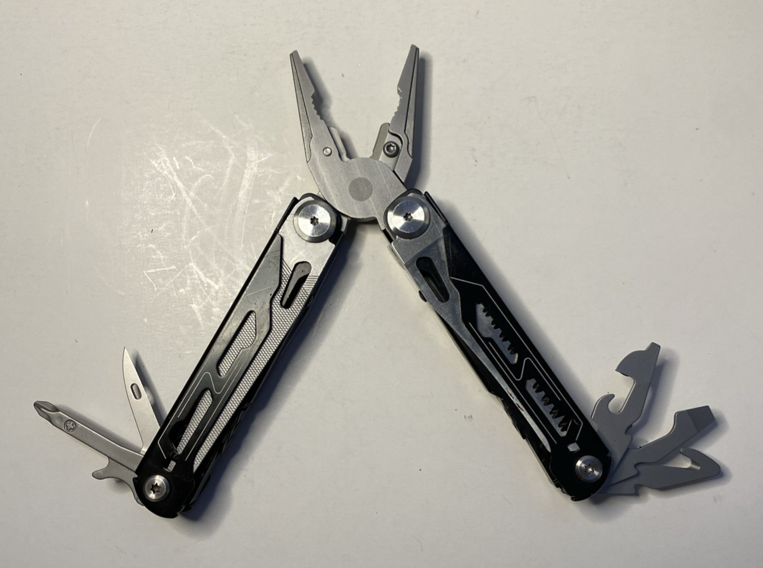 Rush Deer 18-in-1 Multi-Tool Plier Survival Gear Camping Tool w/ Nylon Sheath