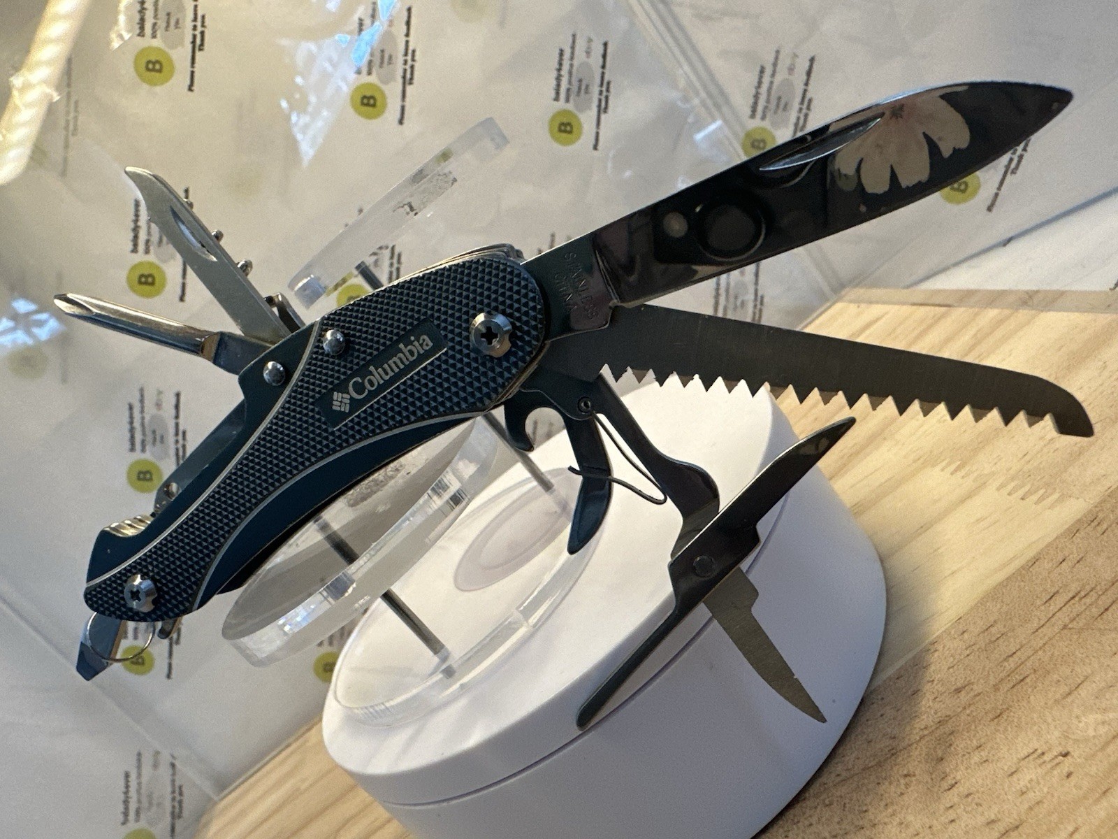Columbia Deluxe Graphite Multitool 11 in 1