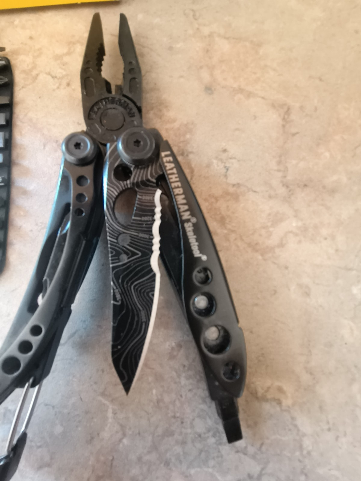 Leatherman Skeletool Topo 832755 Mutli-Tool/Bit Kit/Nylon Sheath 934860
