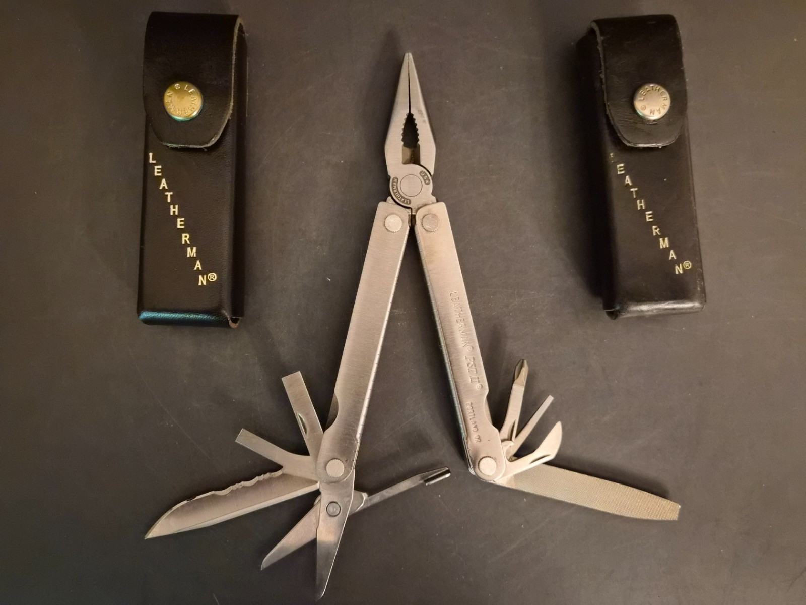 1 Leatherman Pocket Survival Tool PST ll Multi-Tool w/ 2 Sheath Portland OR USA