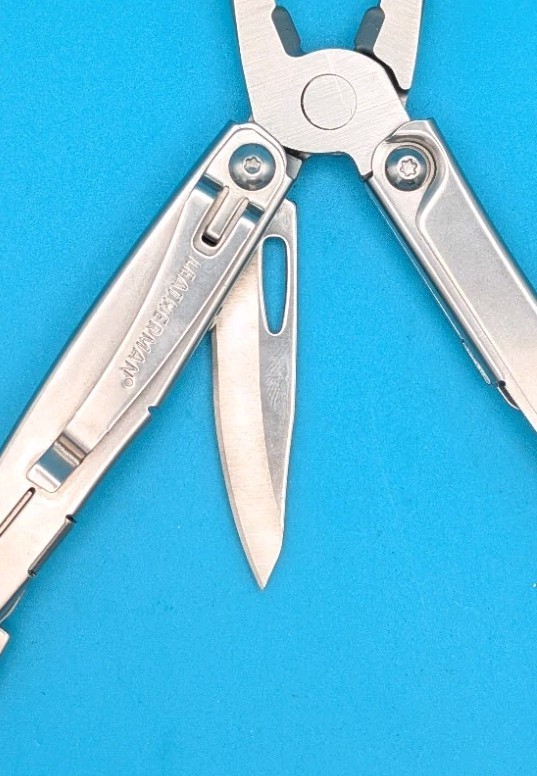 Leatherman Bolster 13 Tool Stainless Steel Multi-Tool! With Sheath!