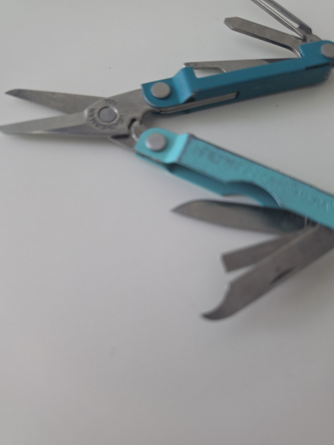 Leatherman Micra Parakeet 10 in 1 Multitool Anodized Aluminum