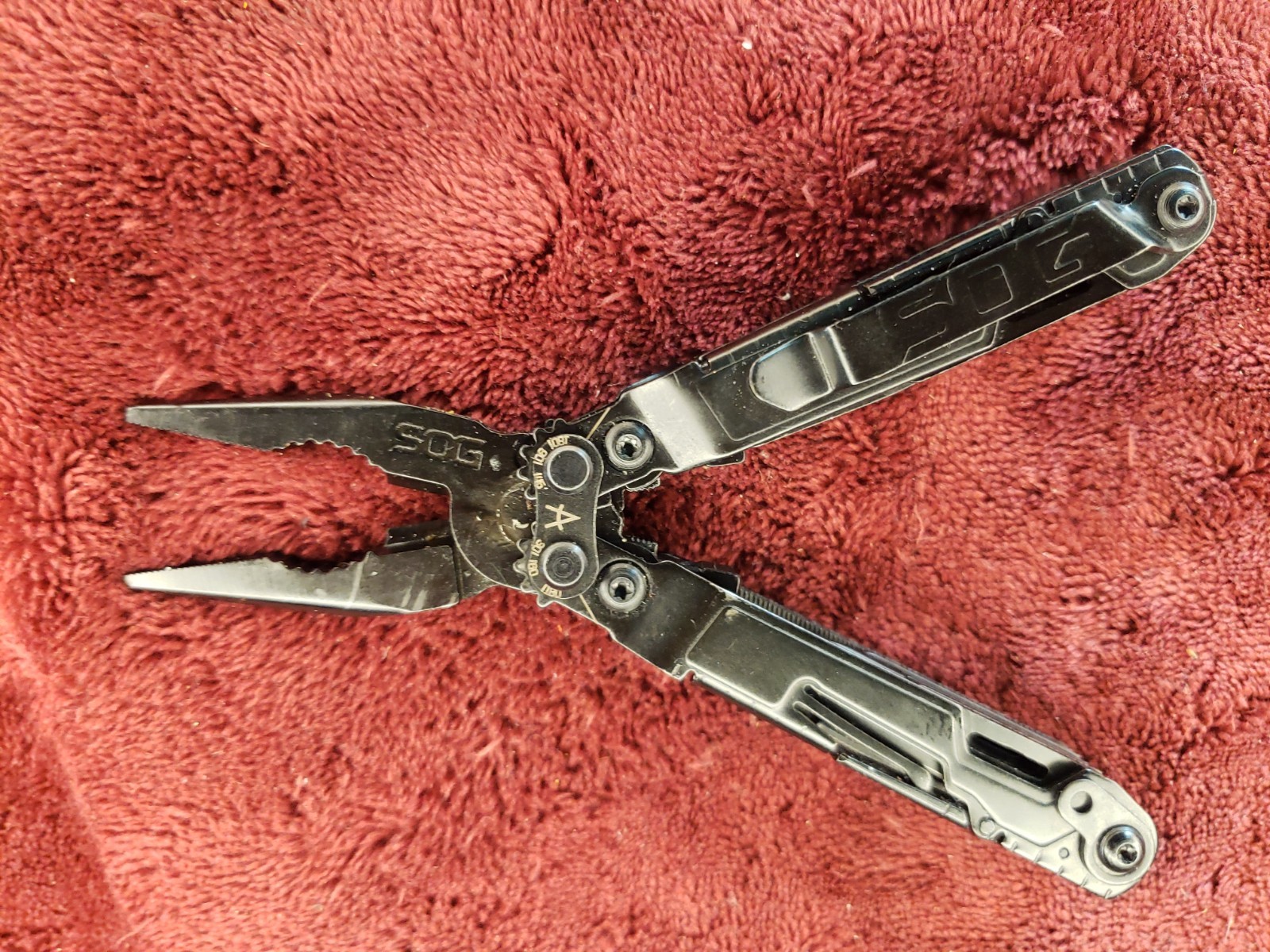 🔪 SOG PowerPint Black Multi-Tool Pocket Knife Folding Pliers