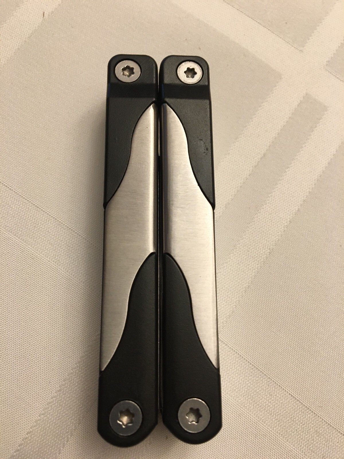 Winchester Silver/Black Handle Multi-Tool