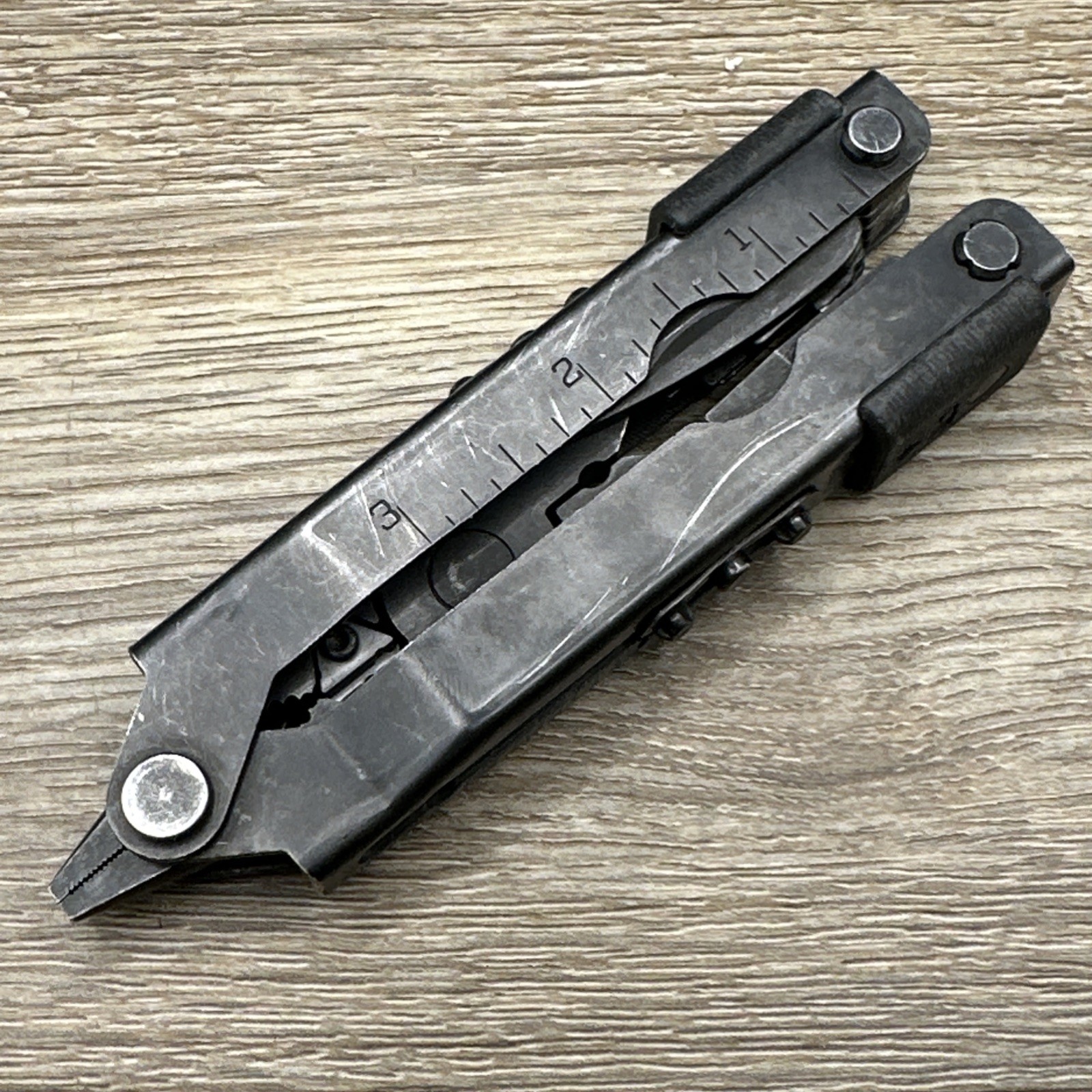 Gerber MP600 Multi-Plier 600 Multi-Tool – Black