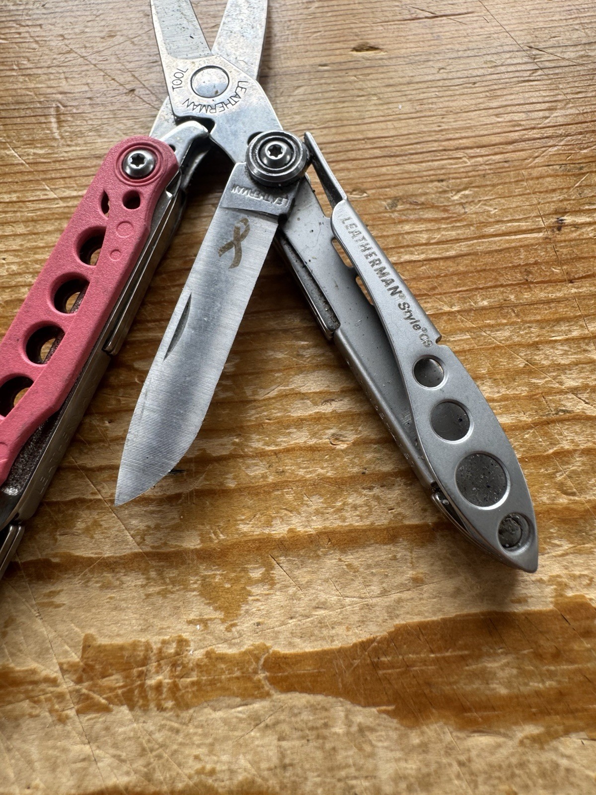 Leatherman Style CS Multi-Tool Pocket Knife Pink Breast Cancer Awareness- Retire