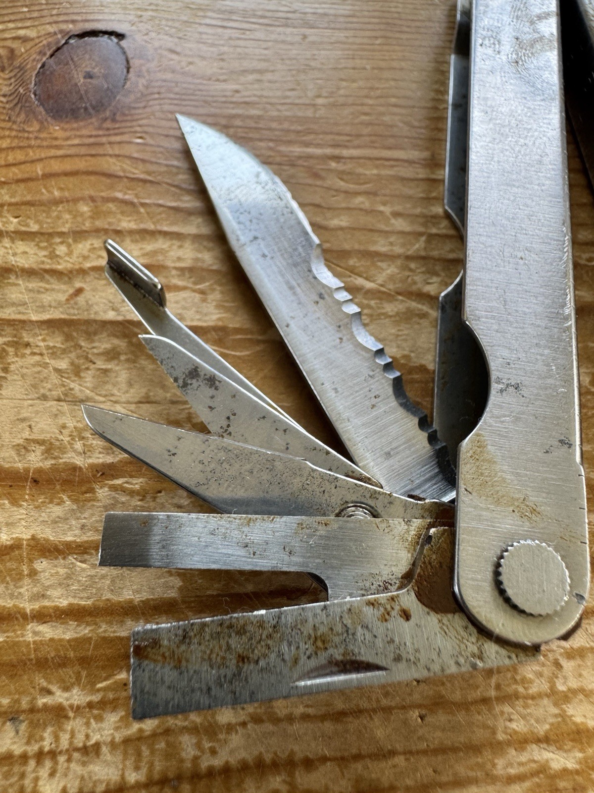 Leatherman Multi Tool – Original Tool Body w/ PST Tools