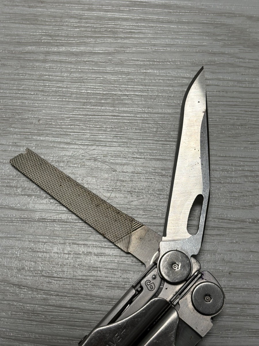 Leatherman Wave Plus 18-in-1 Multi-Tool (A1G013126)