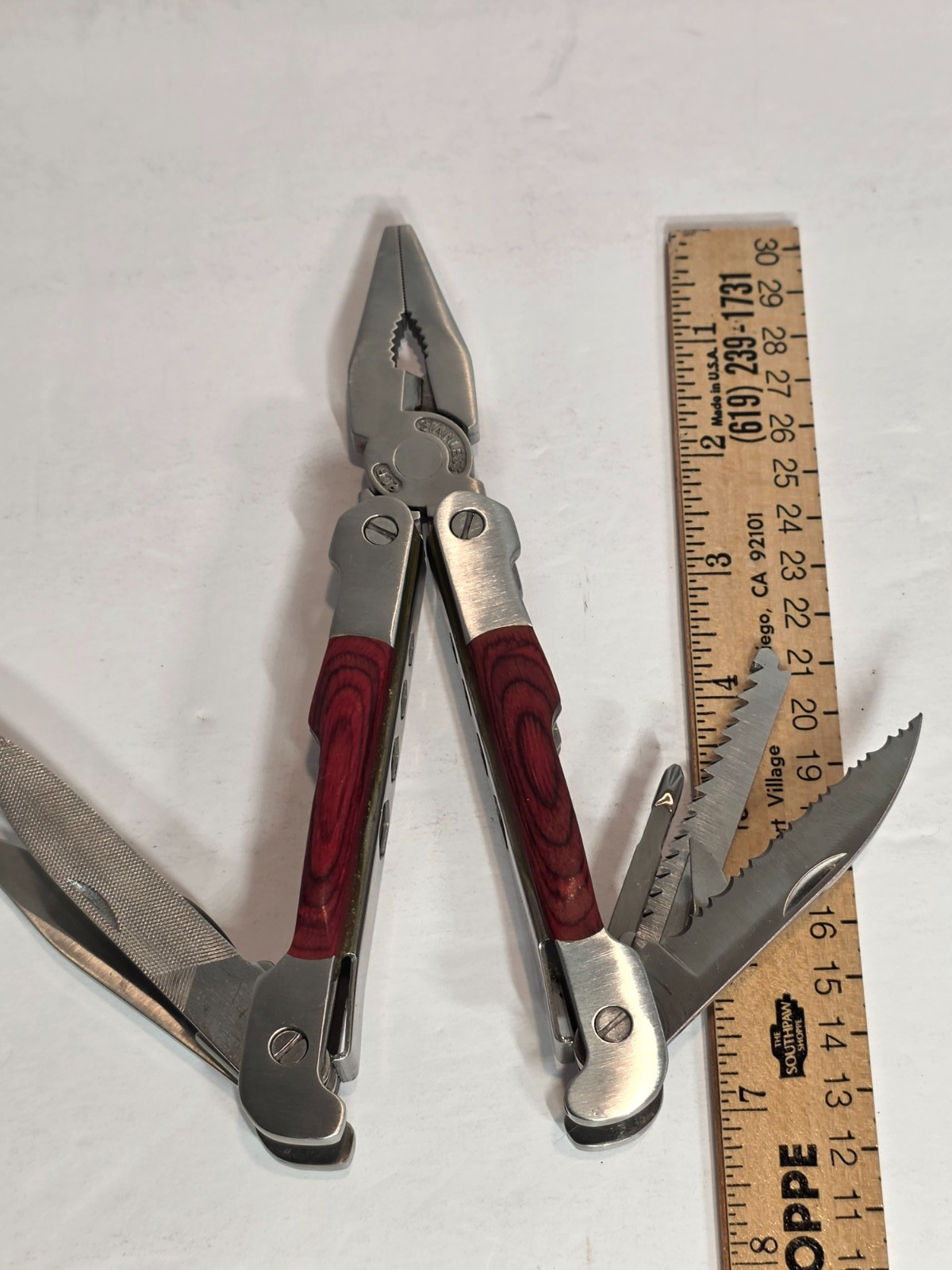 Sheffield 12-in-1 Multi-tool Hardwood Handle