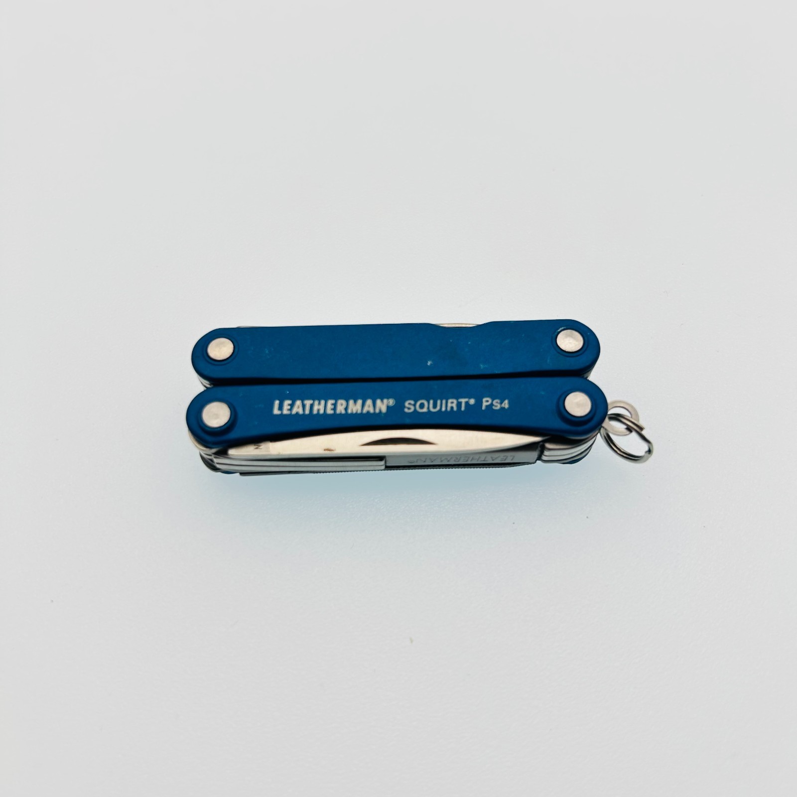 Leatherman Squirt PS4 BLUE x camp olympia Multi-Tool Discontinued (CODE30)