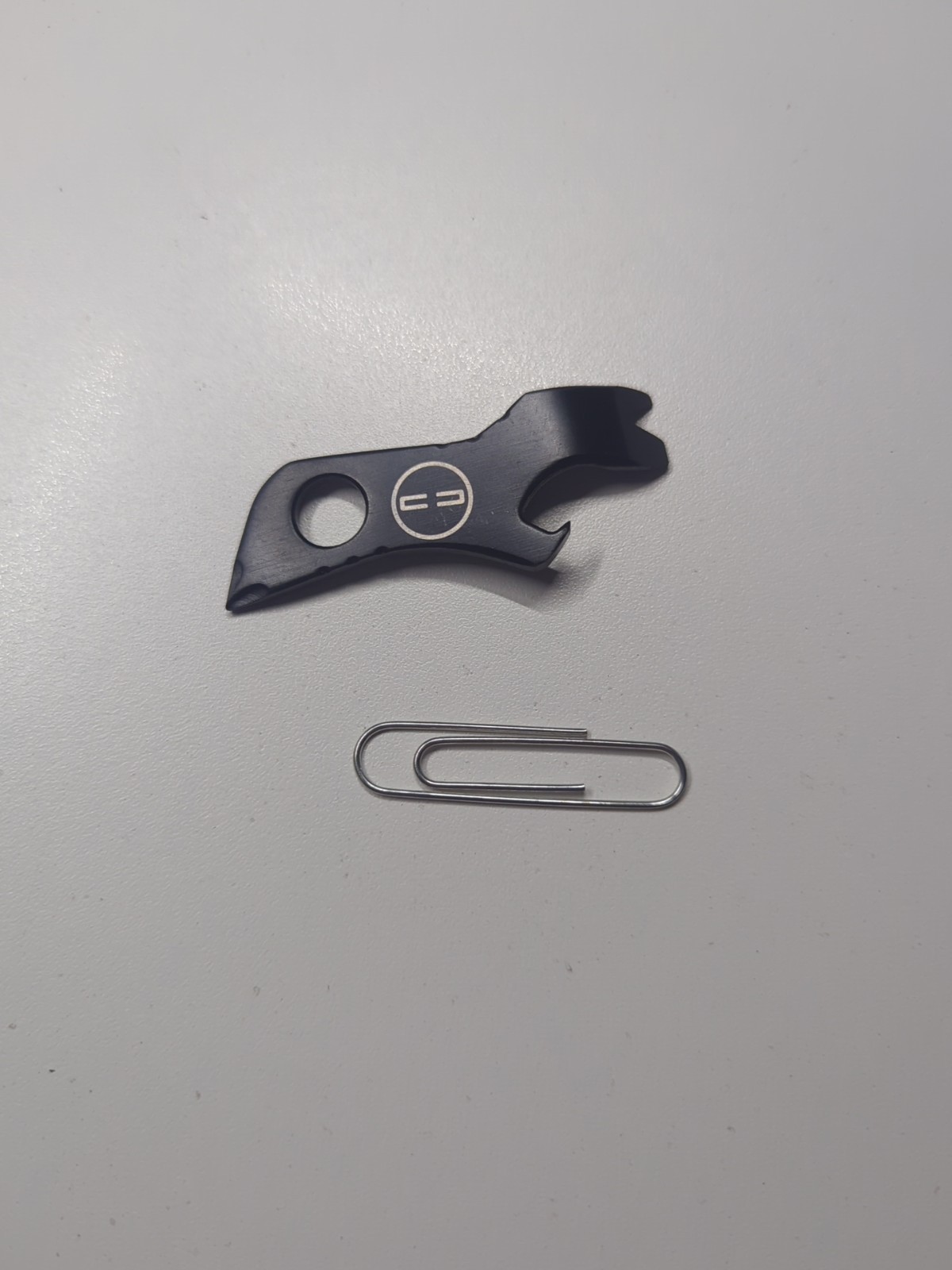 Black Gerber Shard Keychain Multi Tool Screwdriver Bottle Opener Pry Bar