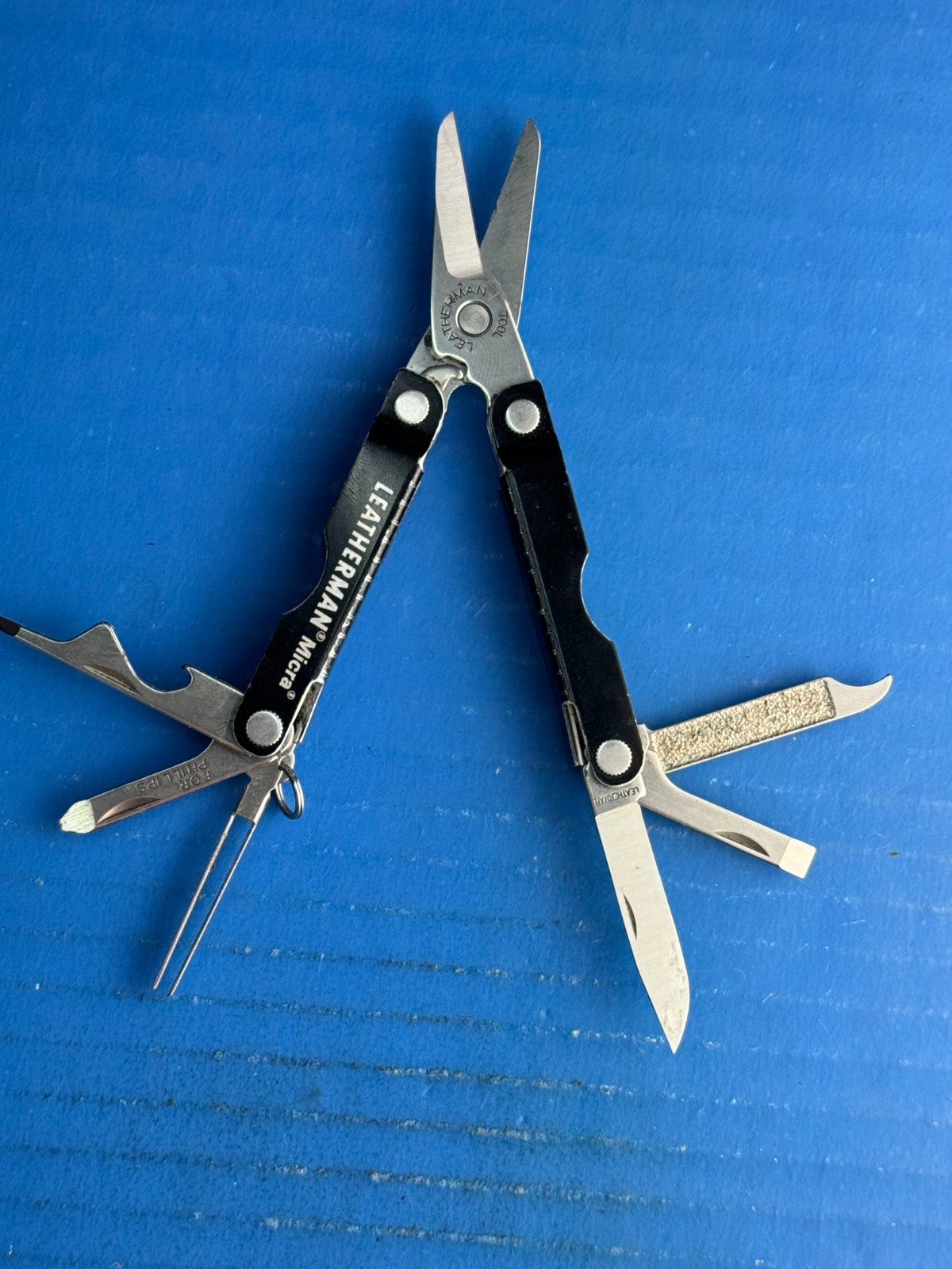 Leatherman Micra 10 in 1 Multitool Anodized Aluminum – Black