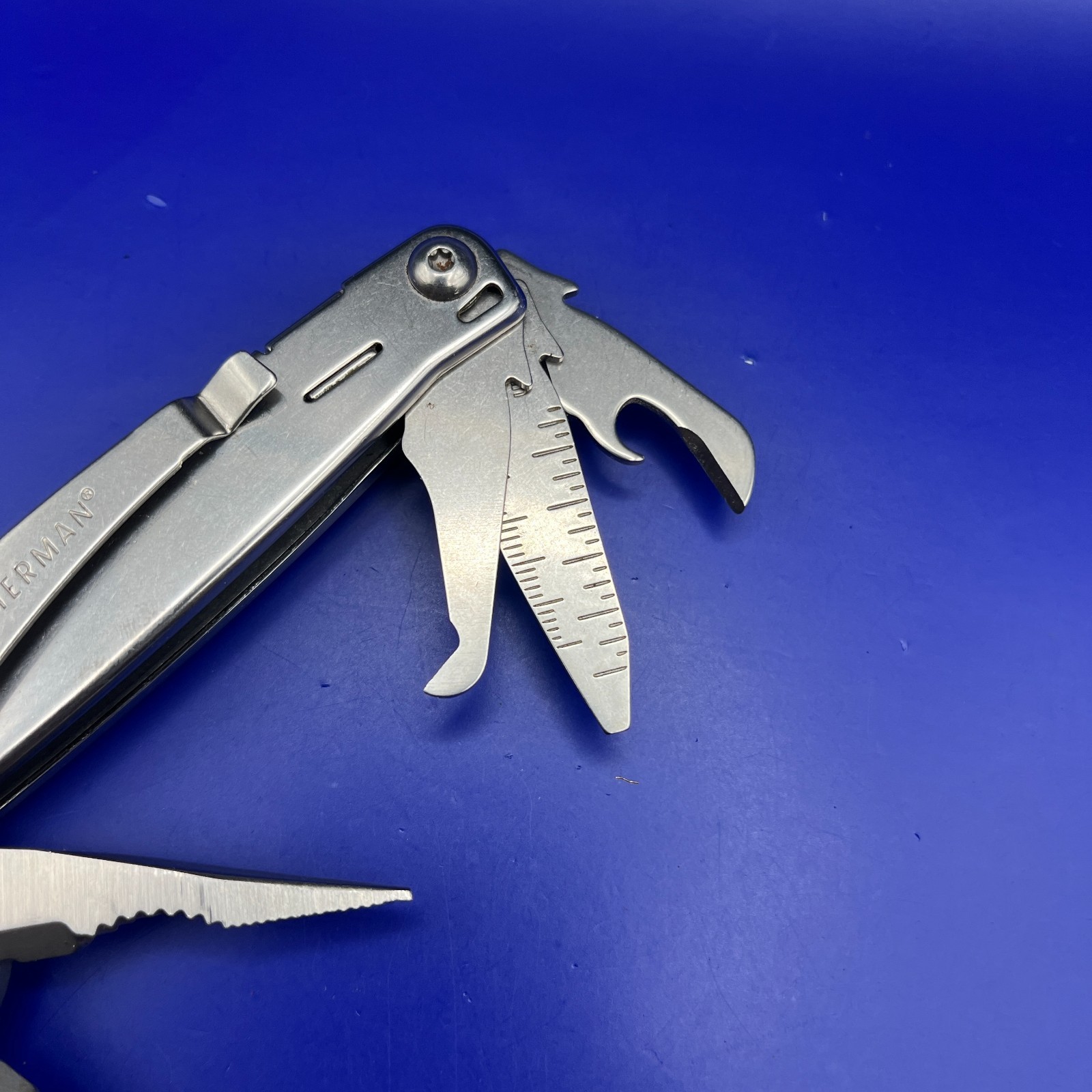 Leatherman Stainless Steel Wingman Multi Tool Scissors Knife Plier