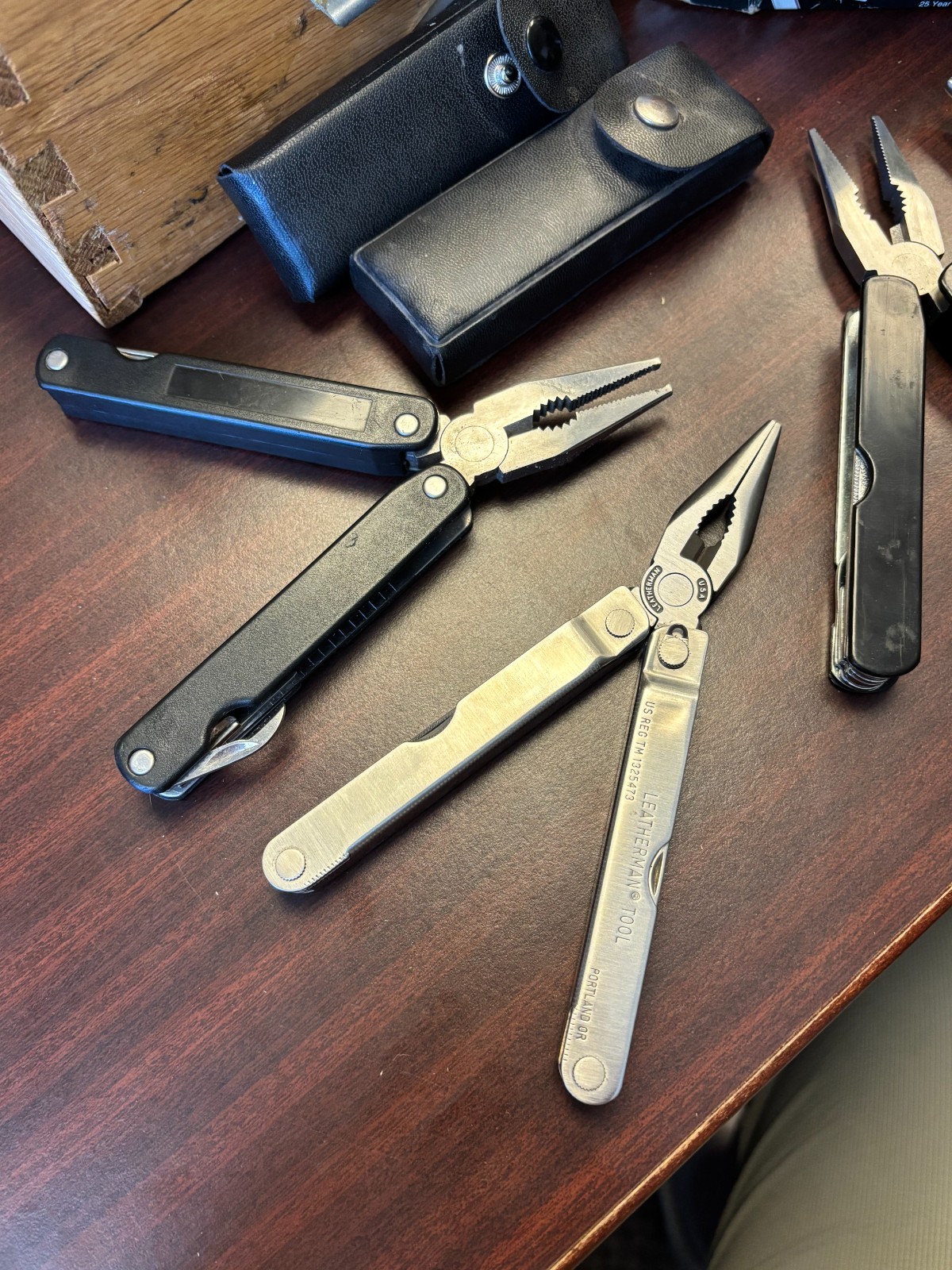 Lot of 4 Multi Tools – Gerber, Barlow and Leatherman W/CASES + OG LEATHERMAN BOX