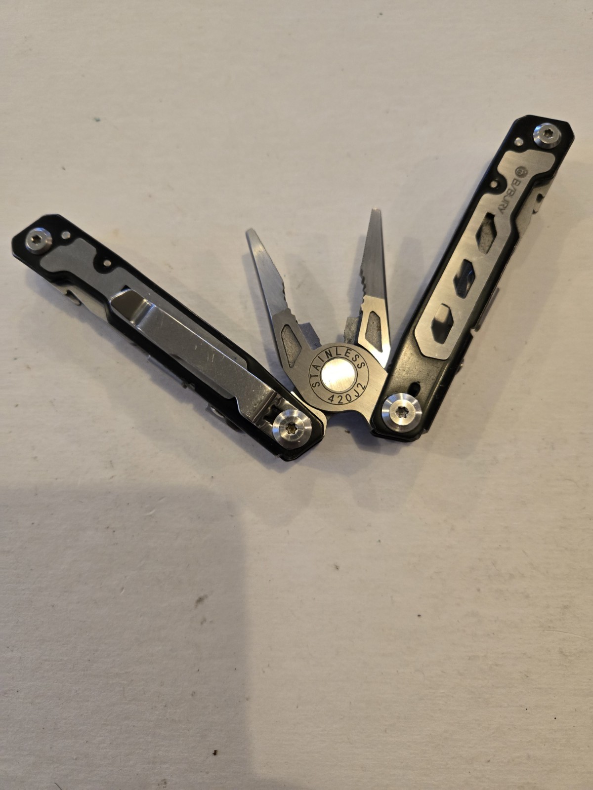 B/Bury Multi-Tool Knife, Scissors Very Good Condition TSA Confiscated