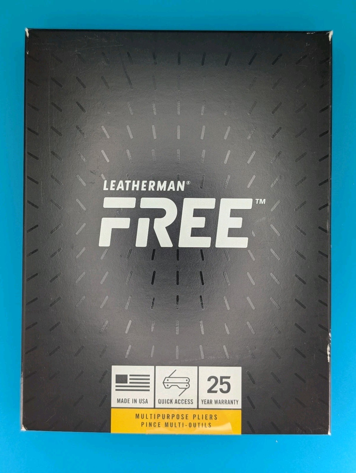 Leatherman FREE P2 Stainless Multi-Tool! WITH SHEATH! NEW IN BOX! RETIRED!