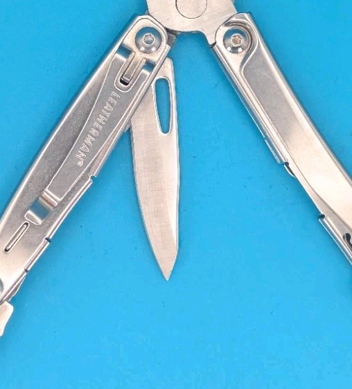 Leatherman Bolster 13 Tool Stainless Steel Multi-Tool!