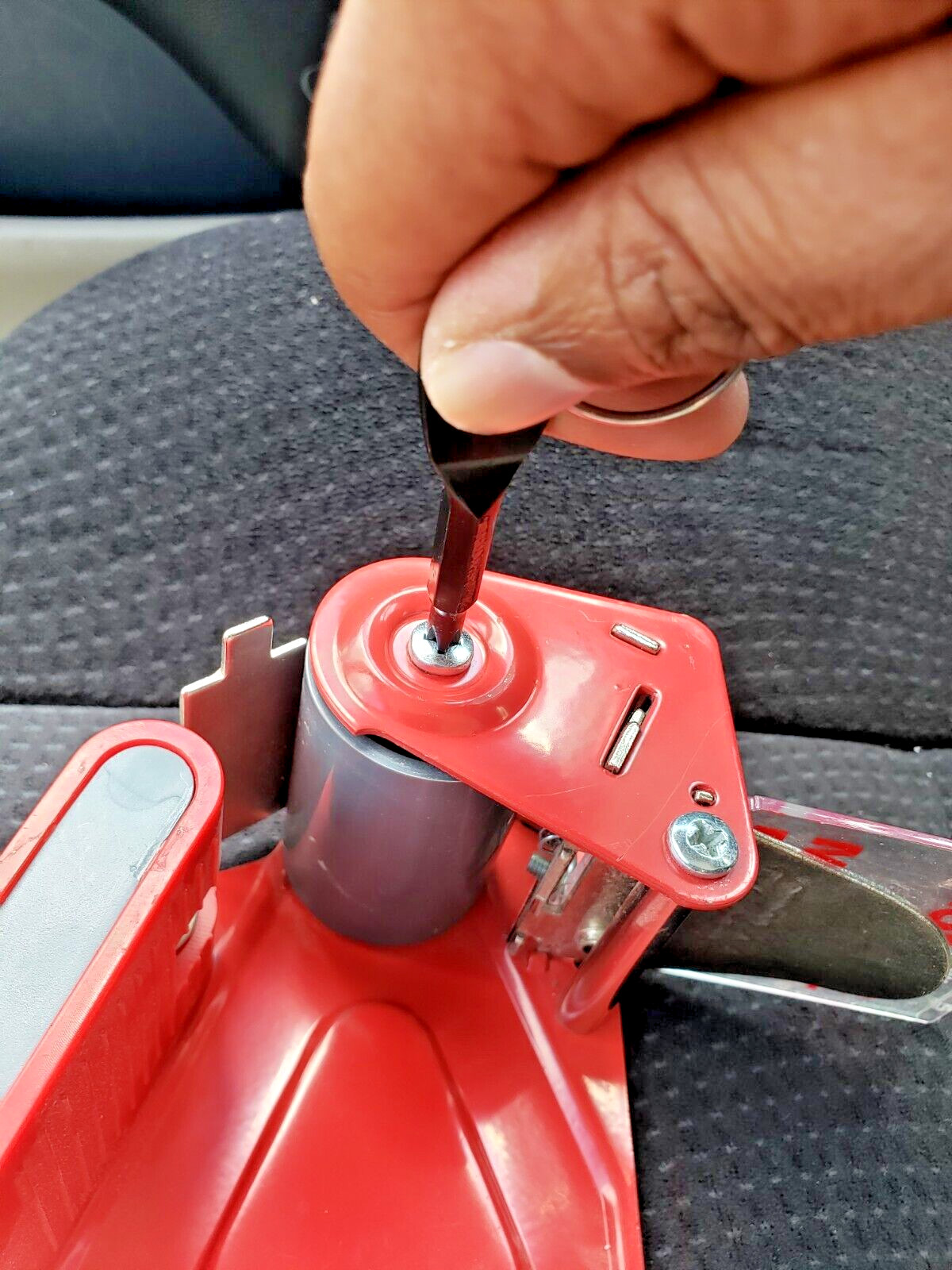 2Pcs High Quality Keychain Outdoor Screwdriver with Phillips and Flathead Keys