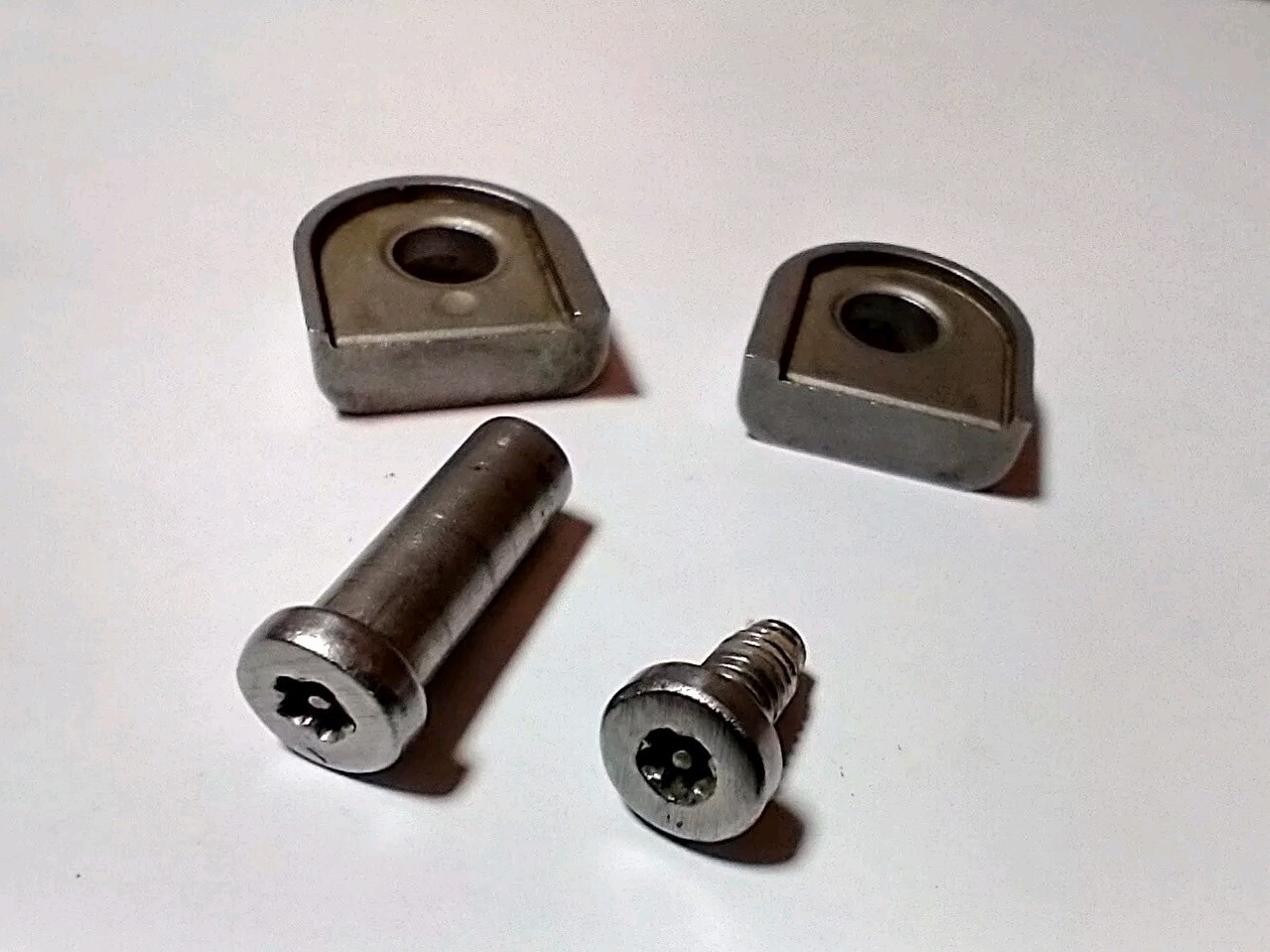 Original Leatherman Wave Pat Pend Replacement Part: Lower Frame Caps & Screw Pin