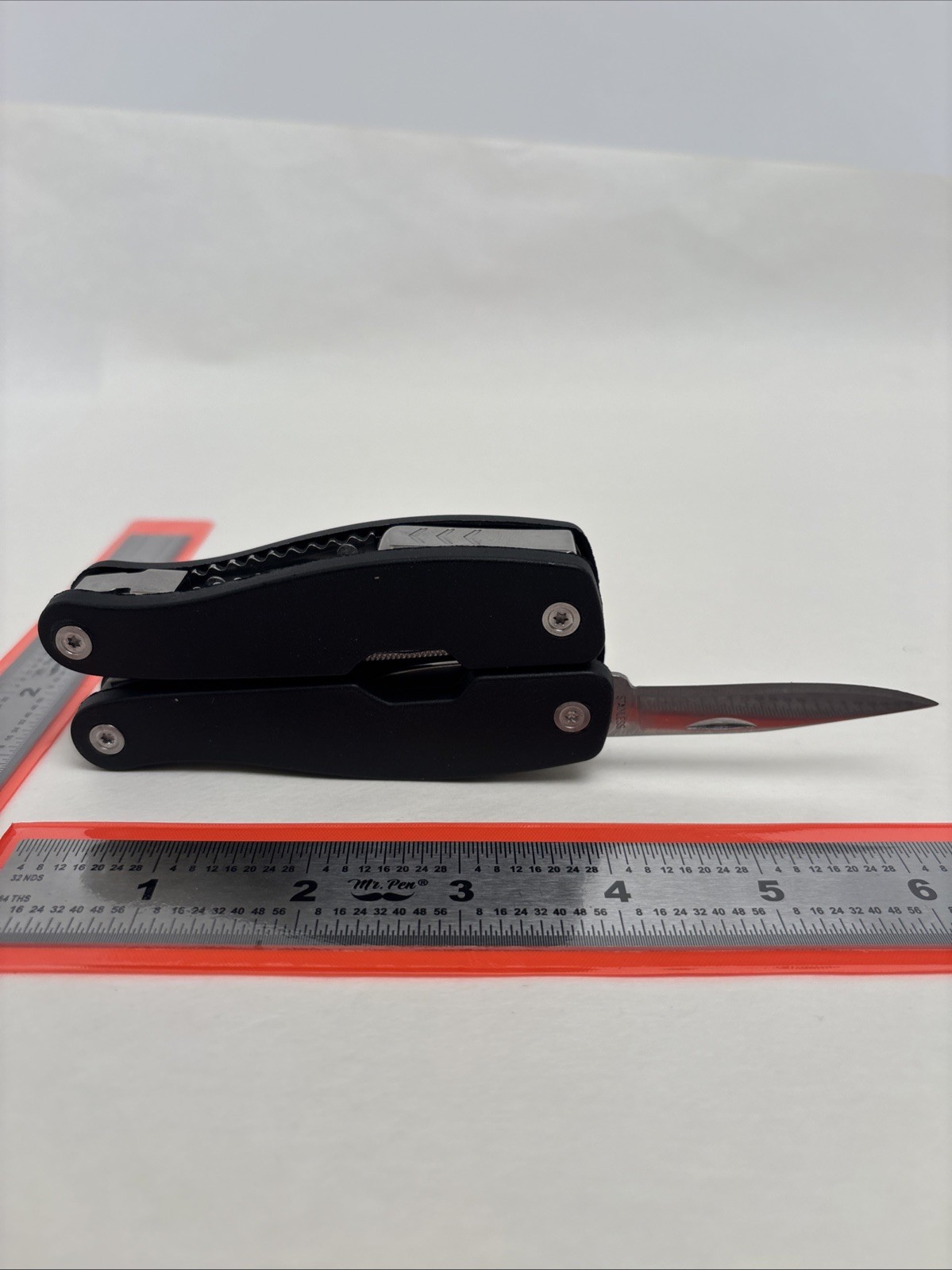 SmartGear USB Rechargeable Flashlight Black Multitool Sheath Camp Hunt Fish
