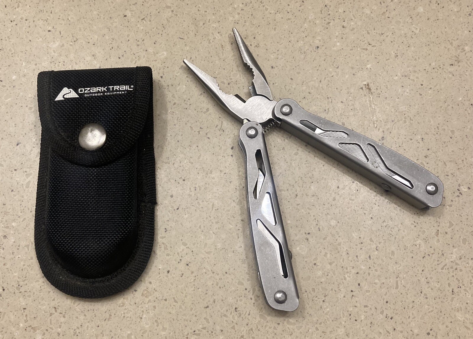 OZARK TRAIL OUTDOOR EQUIPMENT MULTI-TOOL WITH SHEATH