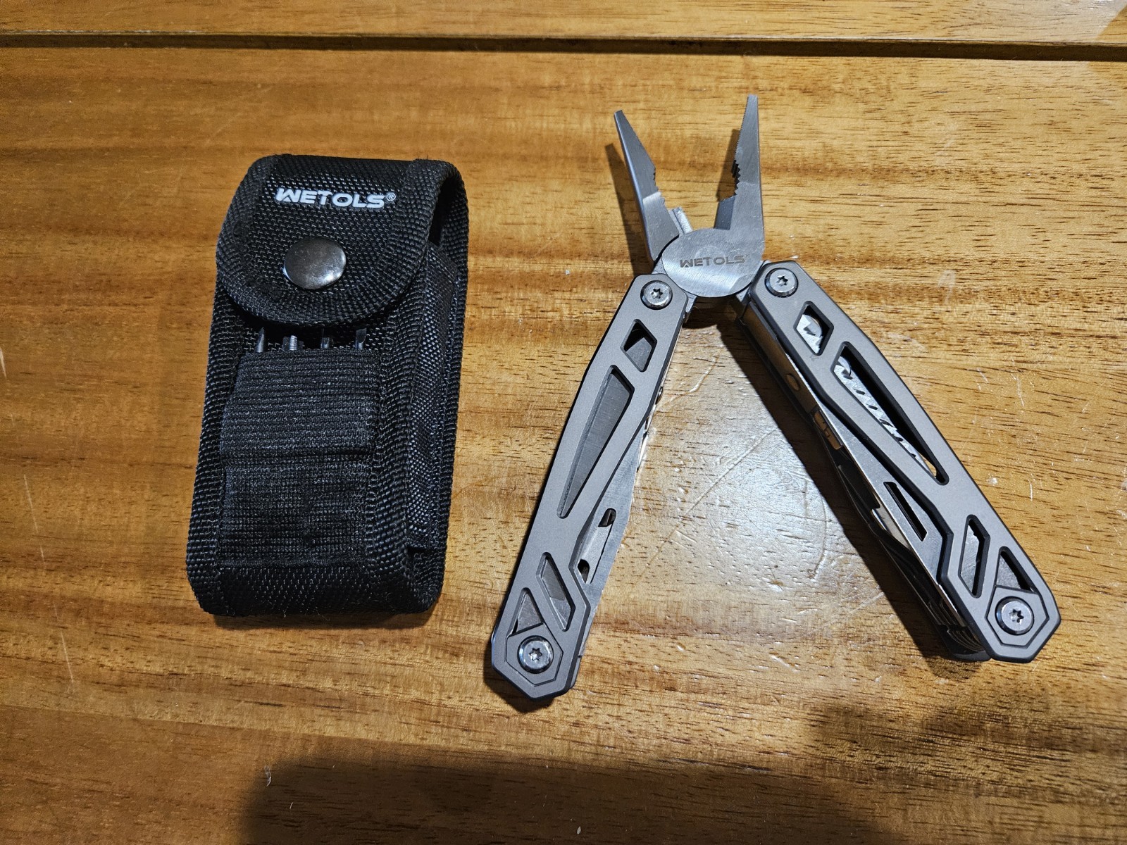 Wetols Multifunctional Pliers Multi Tool 21-in-1 WE-182 With Case