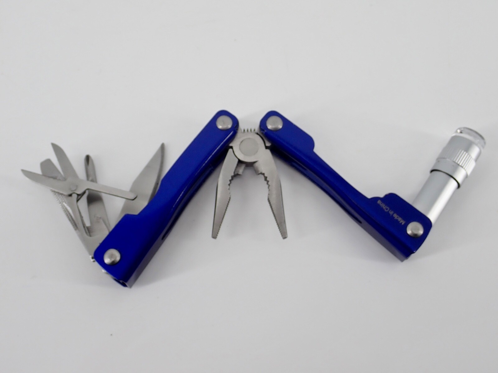 Brookstone Alltrade & Red Asst Set of 3 Pocket Knives Multi Function Tools Light