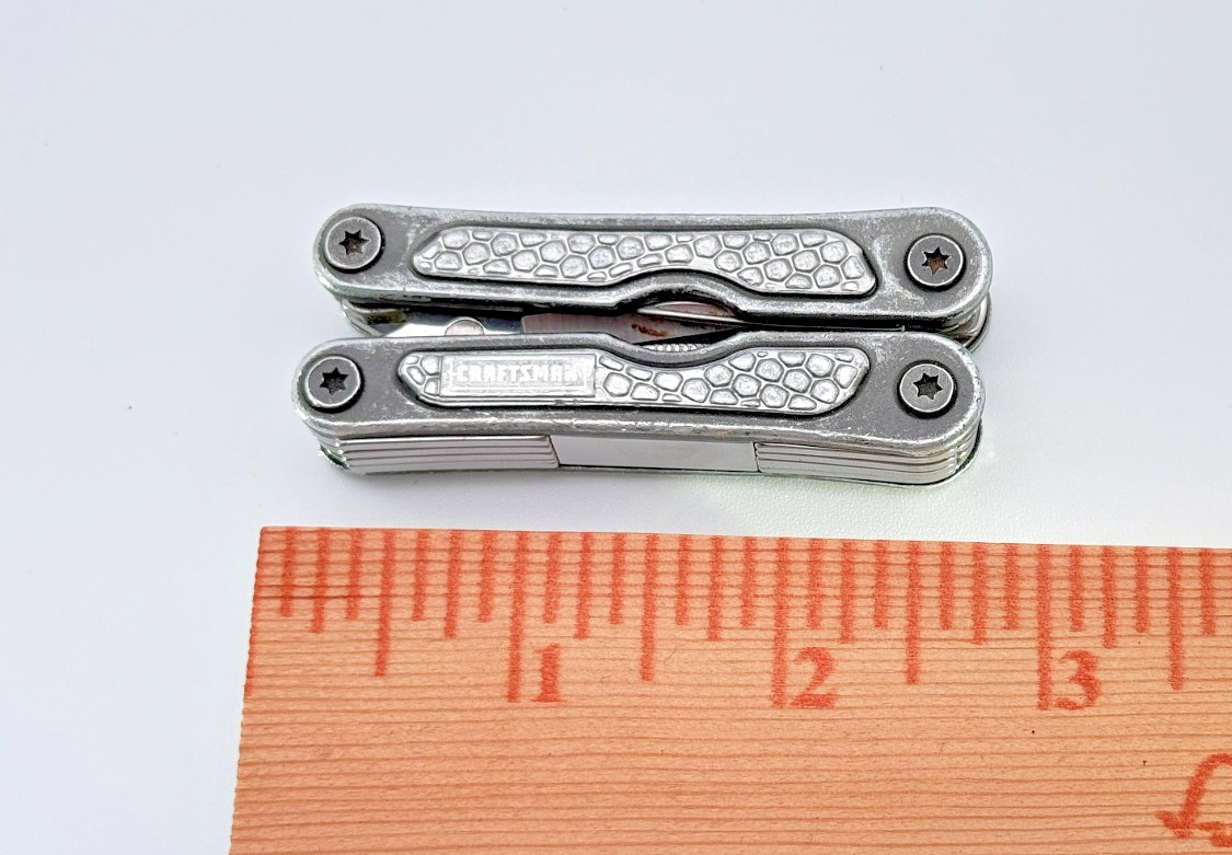Craftsman Compact Multi-Tool Pliers Knife File Scissors Screwdrivers – Used