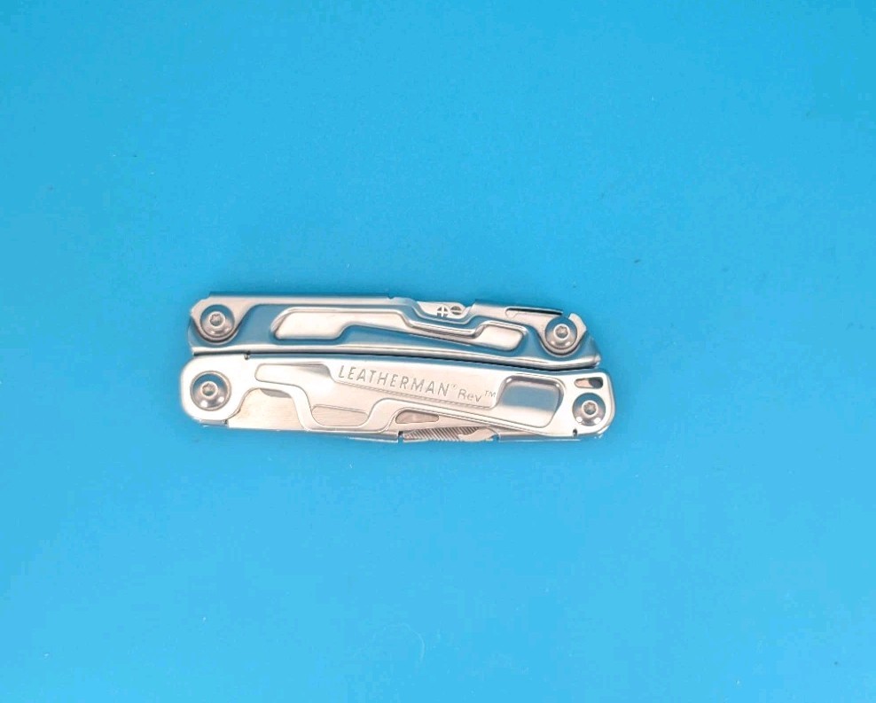 Leatherman Rev 3.8″ Multi-Tool, Stainless!