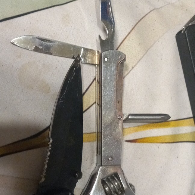 Gerber Suspension Muti Plier 9 Piece Tool universal wrench and more