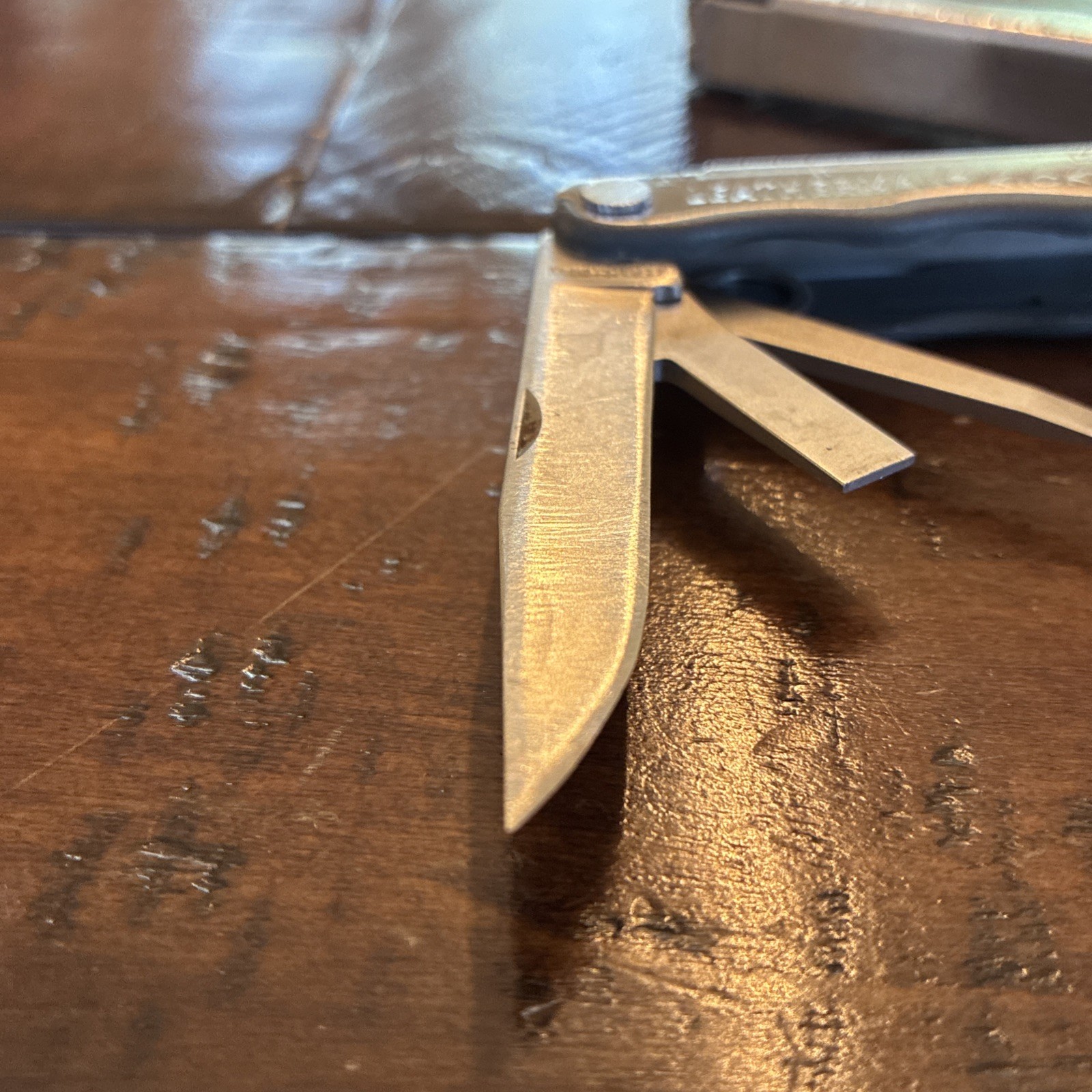 Leatherman Kick Date Code 02/06 – Very Good
