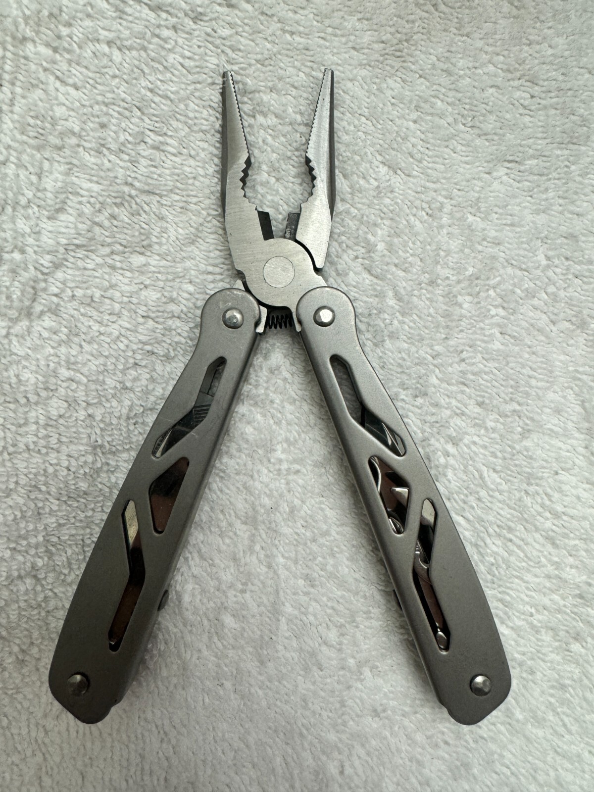 B/Bury Multi-Tool File Pliers Screwdrivers Glass Break Knife Survival Hiking