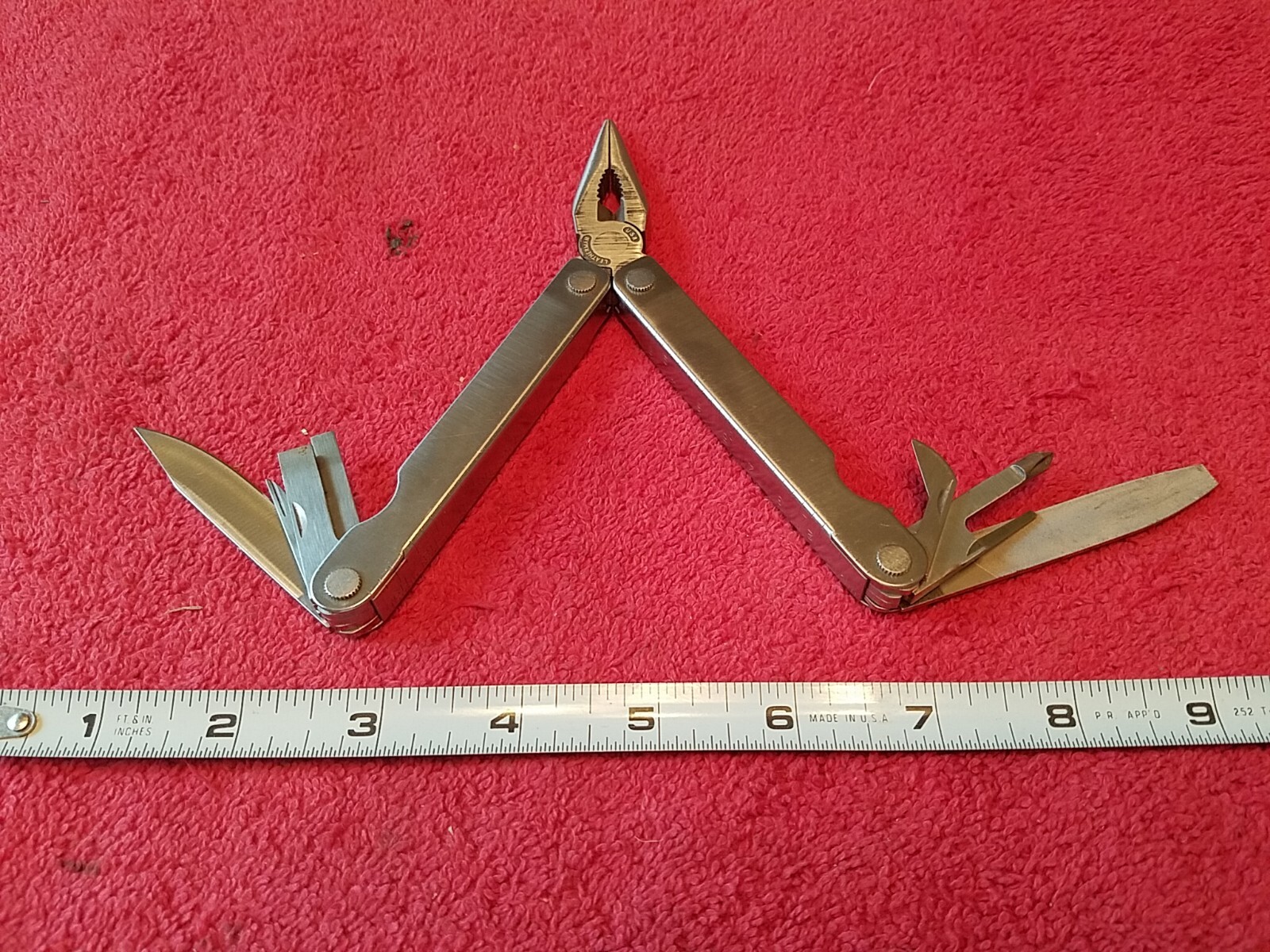 The Original Leatherman Pocket Survival Multi Tool 1995
