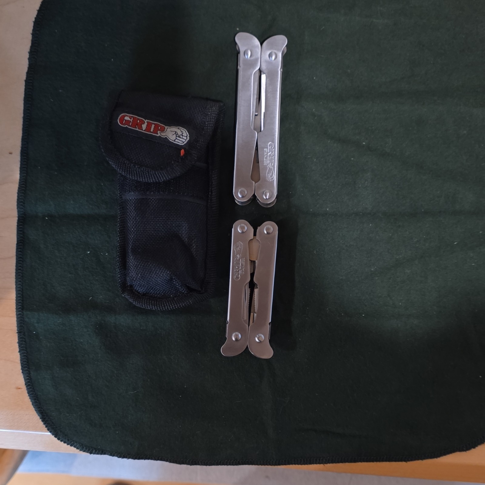 GRIP Stainless Steel Multi-Tools Plier Knife Screwdriver Silver Sheath